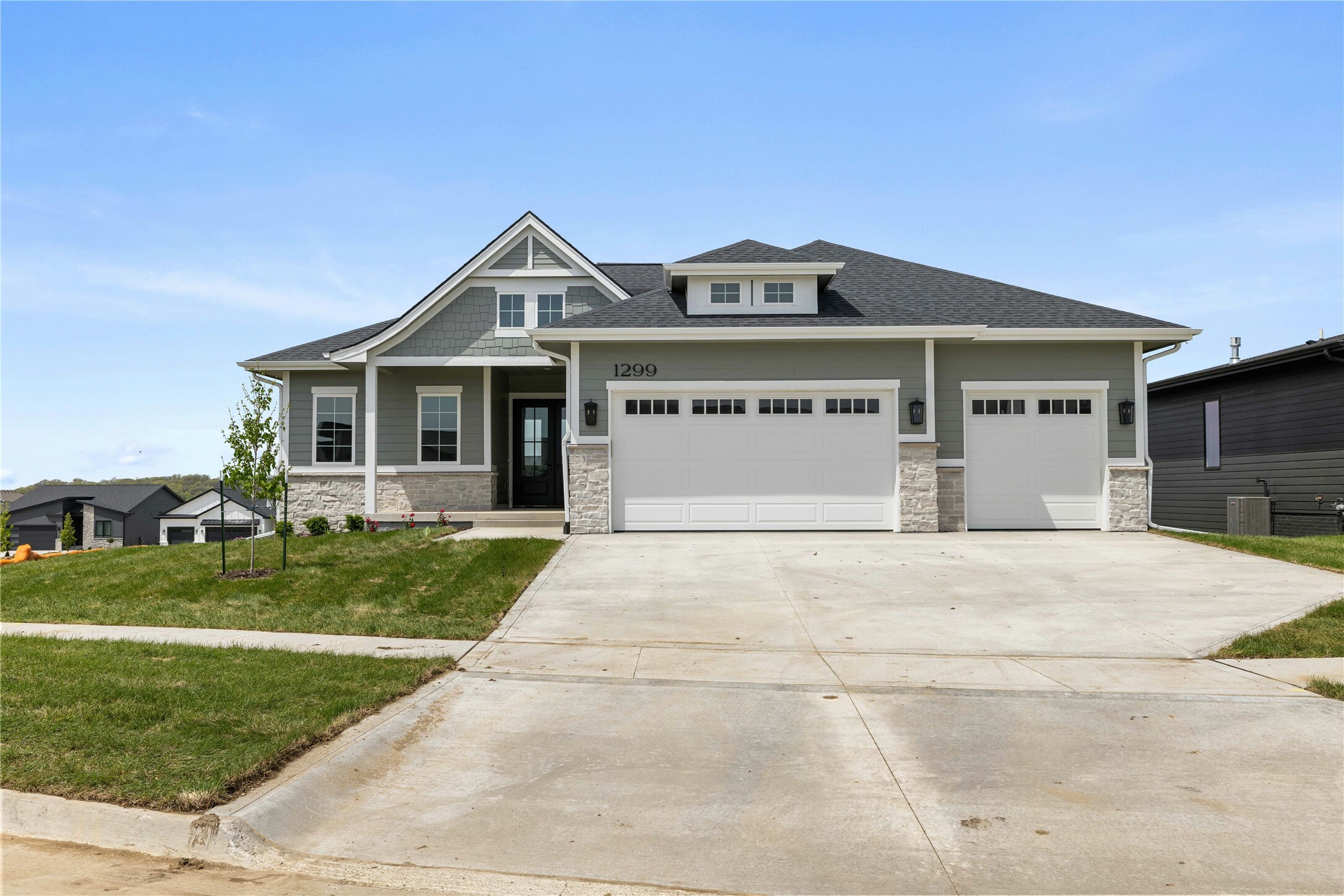 Property Photo: 1299 S Radley Street IA 50266