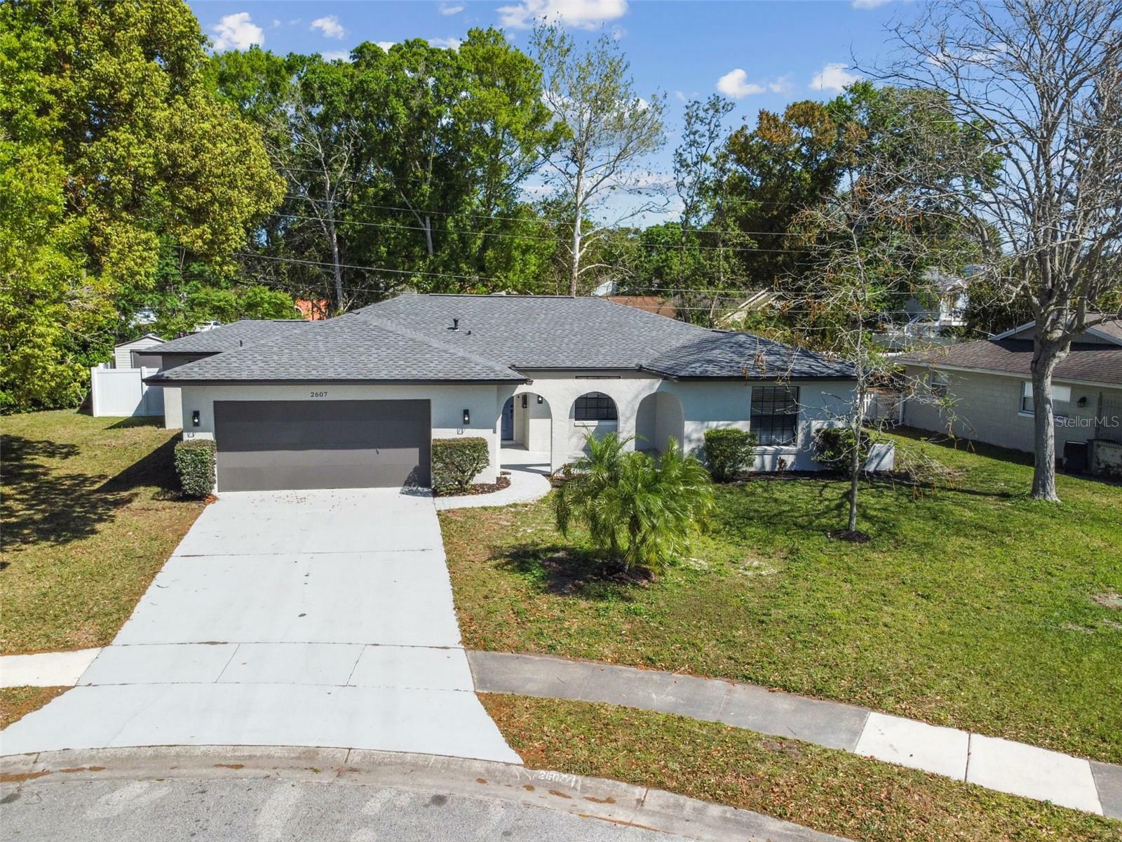 Property Photo: 2607 Verde Lane FL 32792