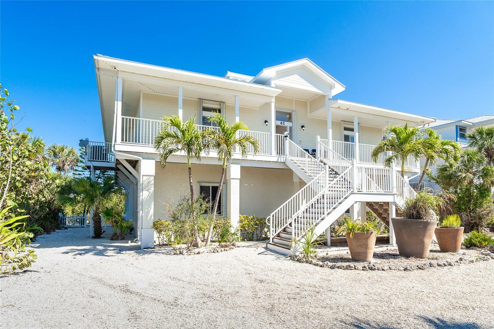 Property Photo: 62 Tarpon Way FL 33946