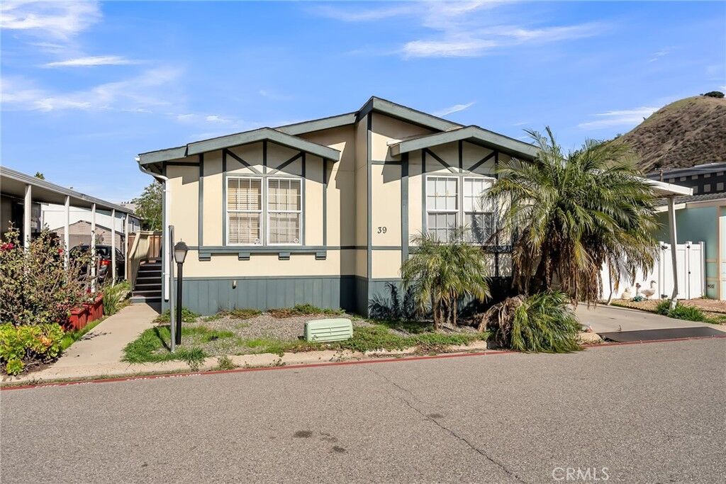 Property Photo: 4901 Green River Road 39 CA 92880