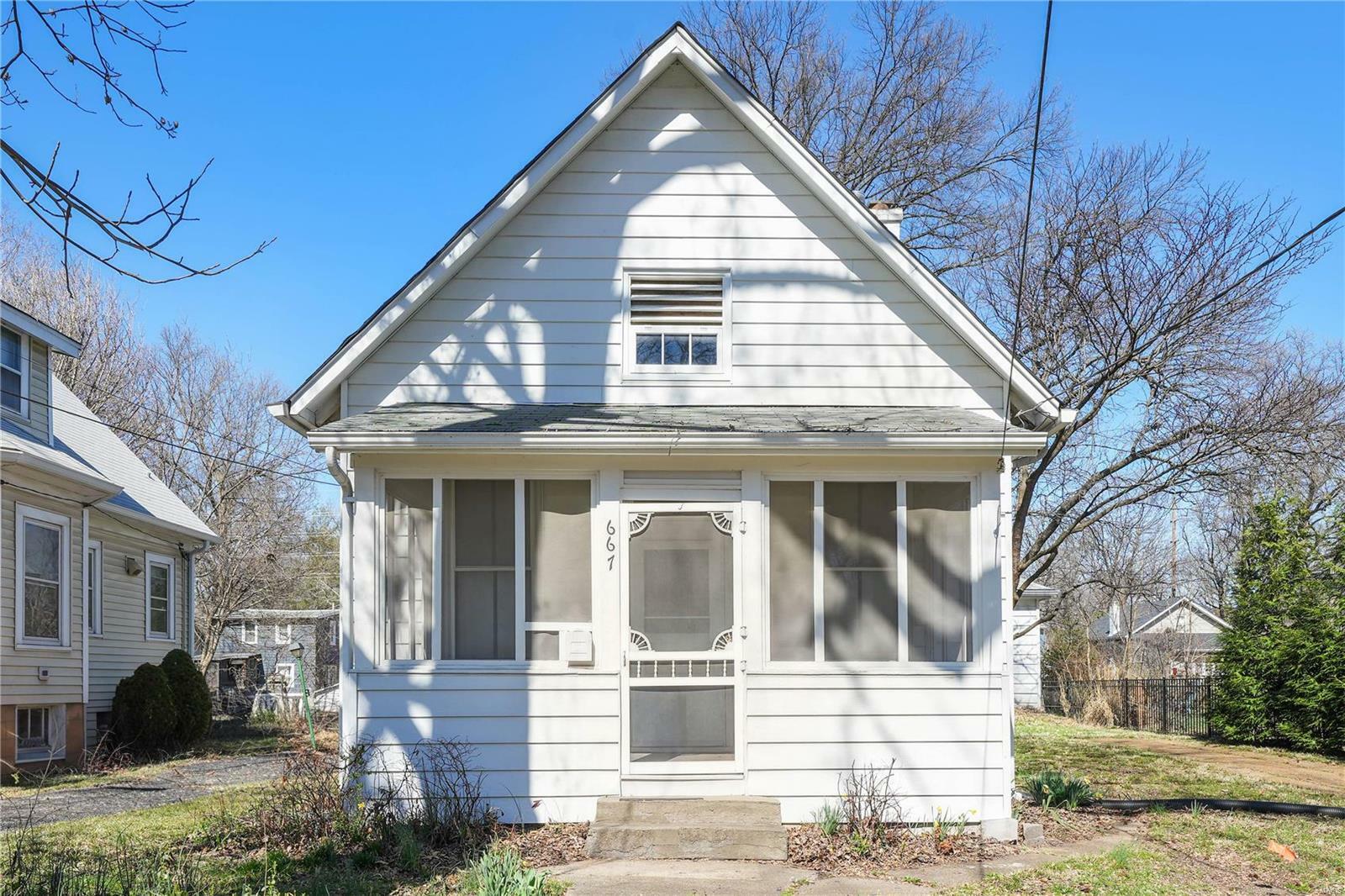 667 Atalanta Avenue  St Louis MO 63119 photo