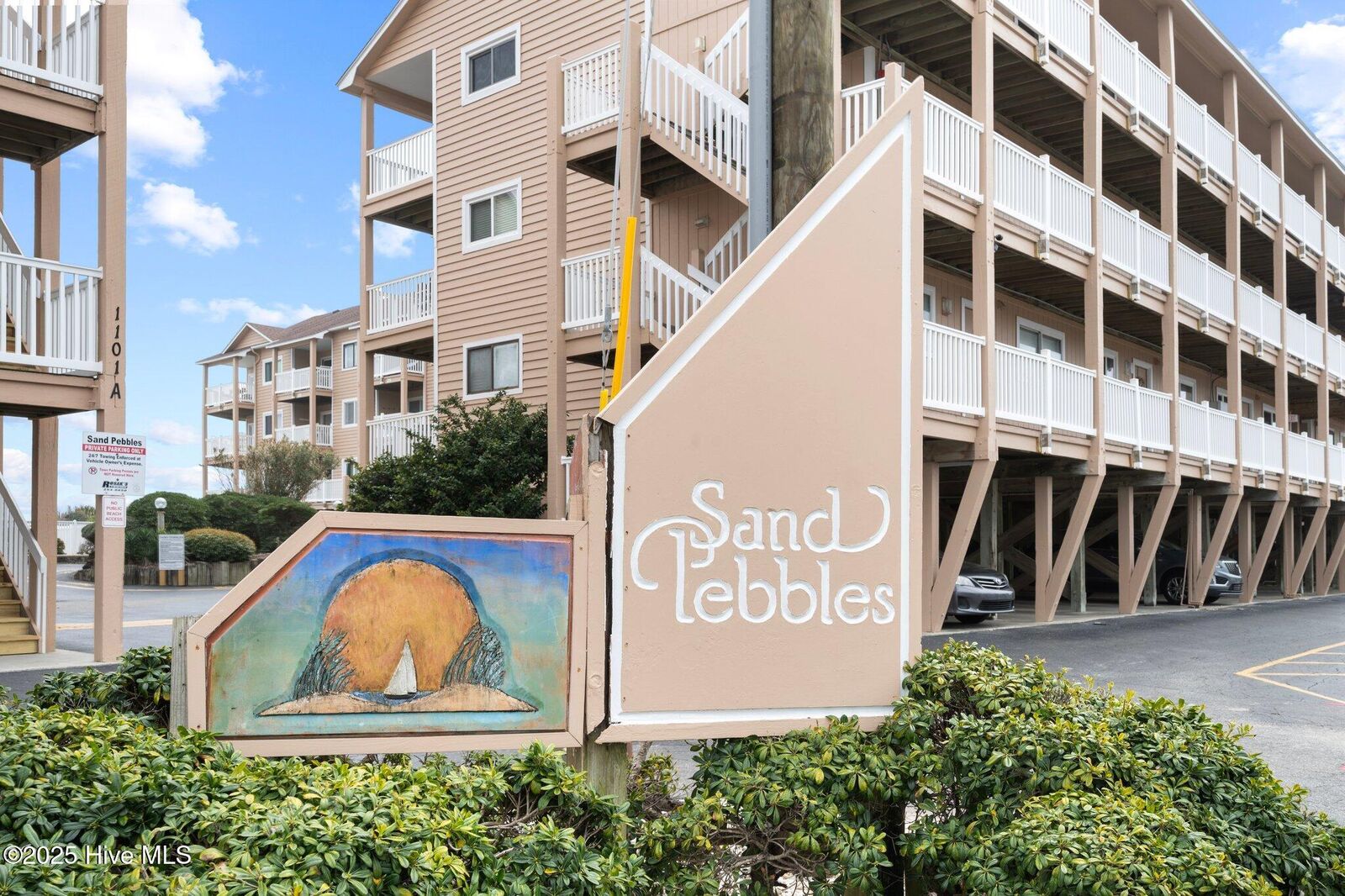 Property Photo: 1101 S Lake Park Boulevard S Unit A19 NC 28428