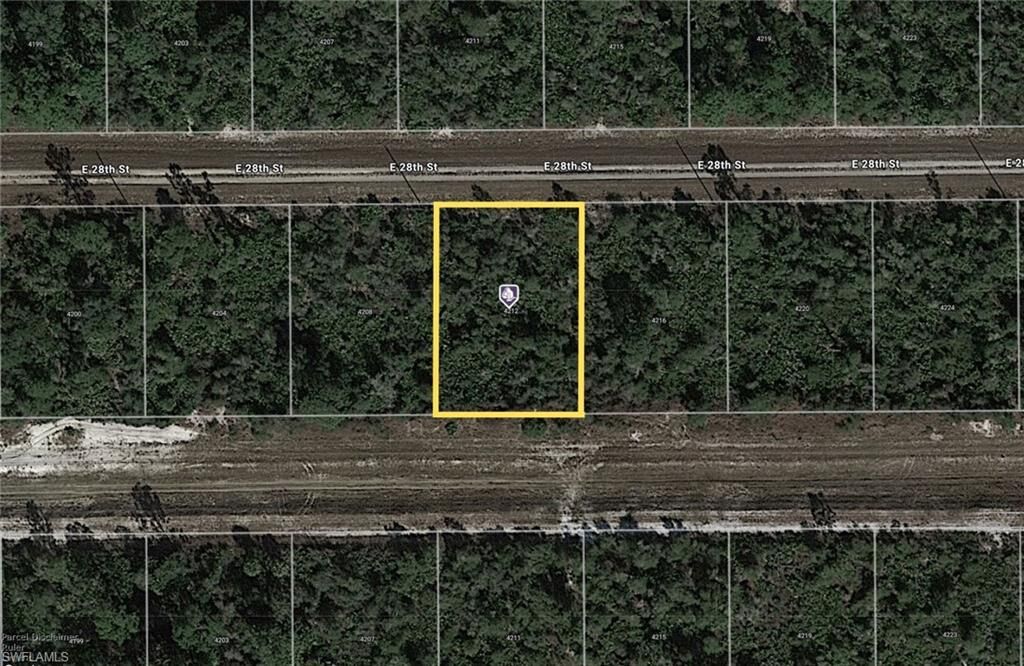 Property Photo: 4212 E 28th St FL 33920