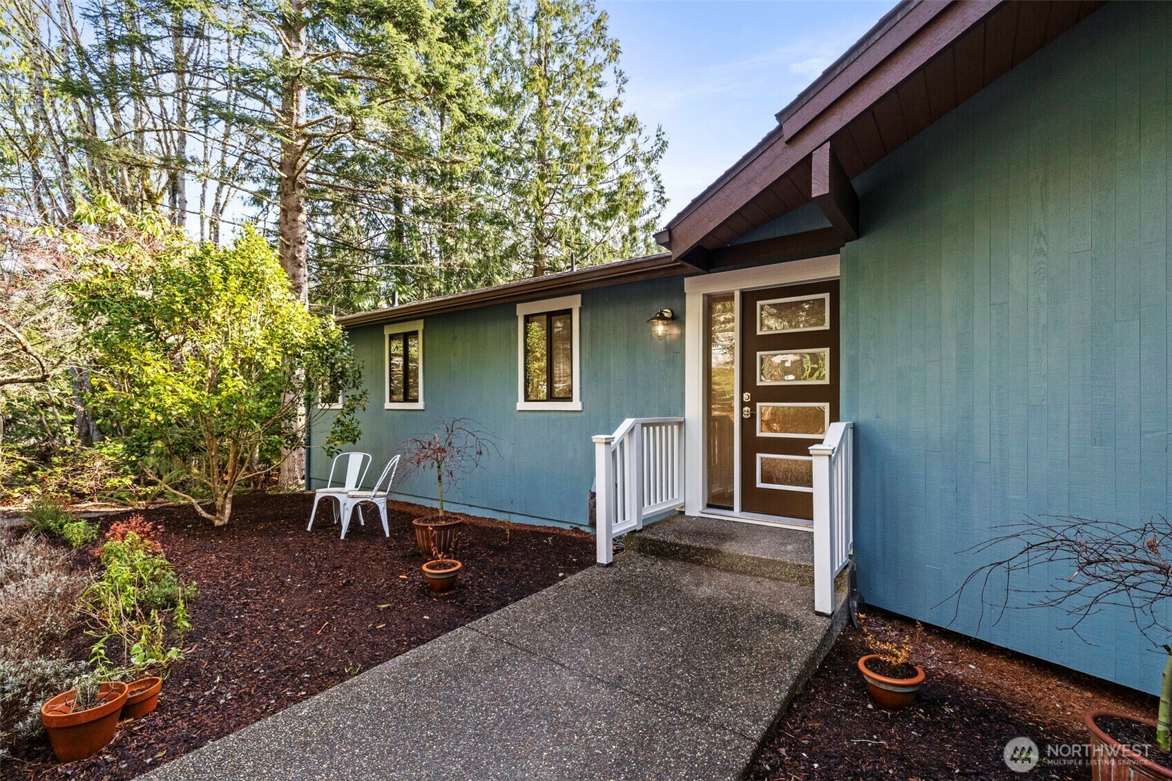 Property Photo: 60 Cressey Lane WA 98365