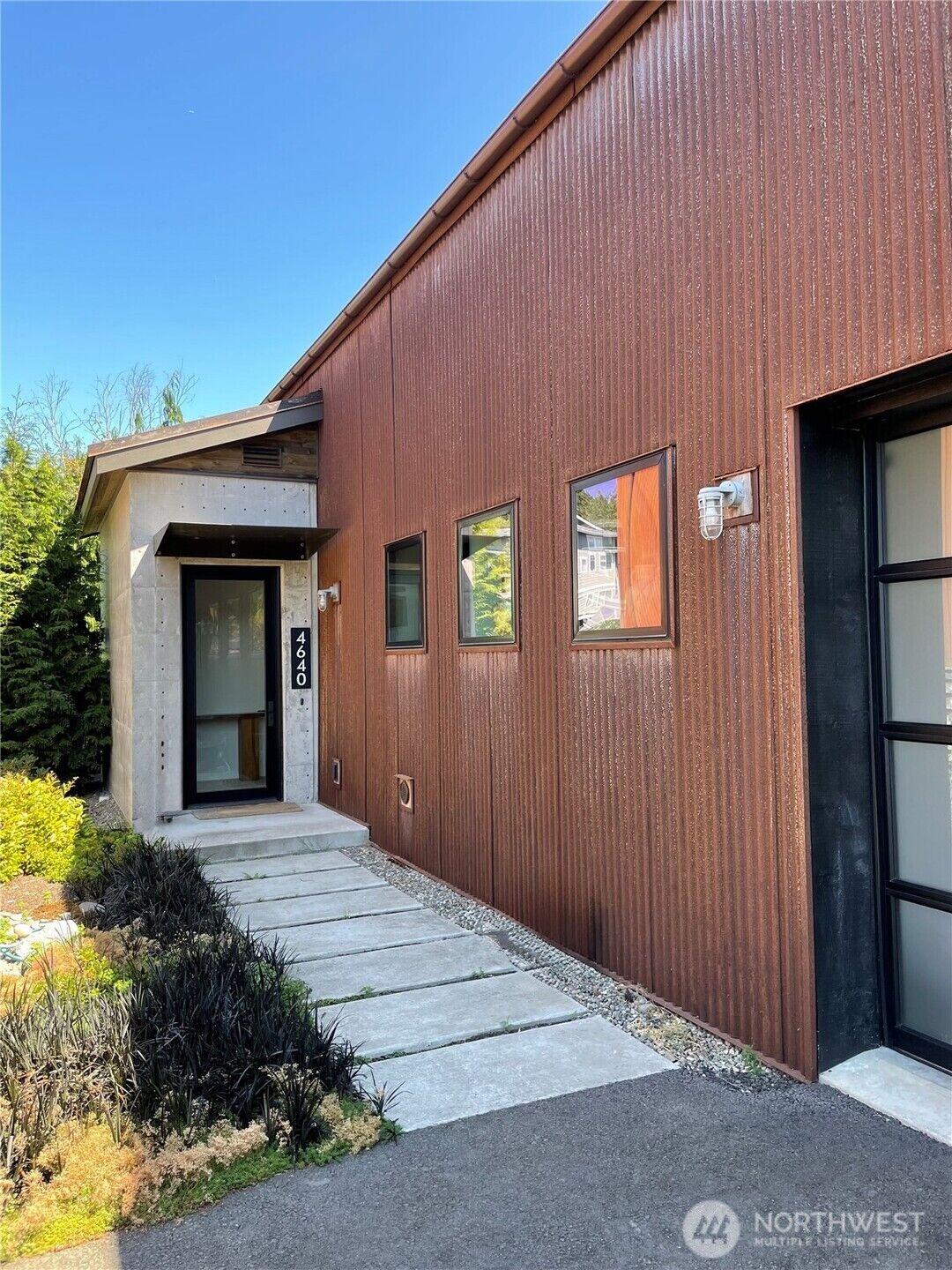 Property Photo: 4640 Flying Goat Avenue NE F WA 98110