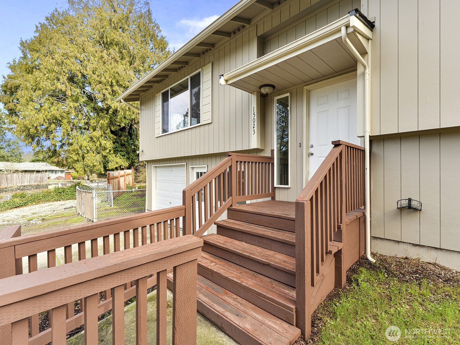 Property Photo: 15023 10th Avenue E WA 98445