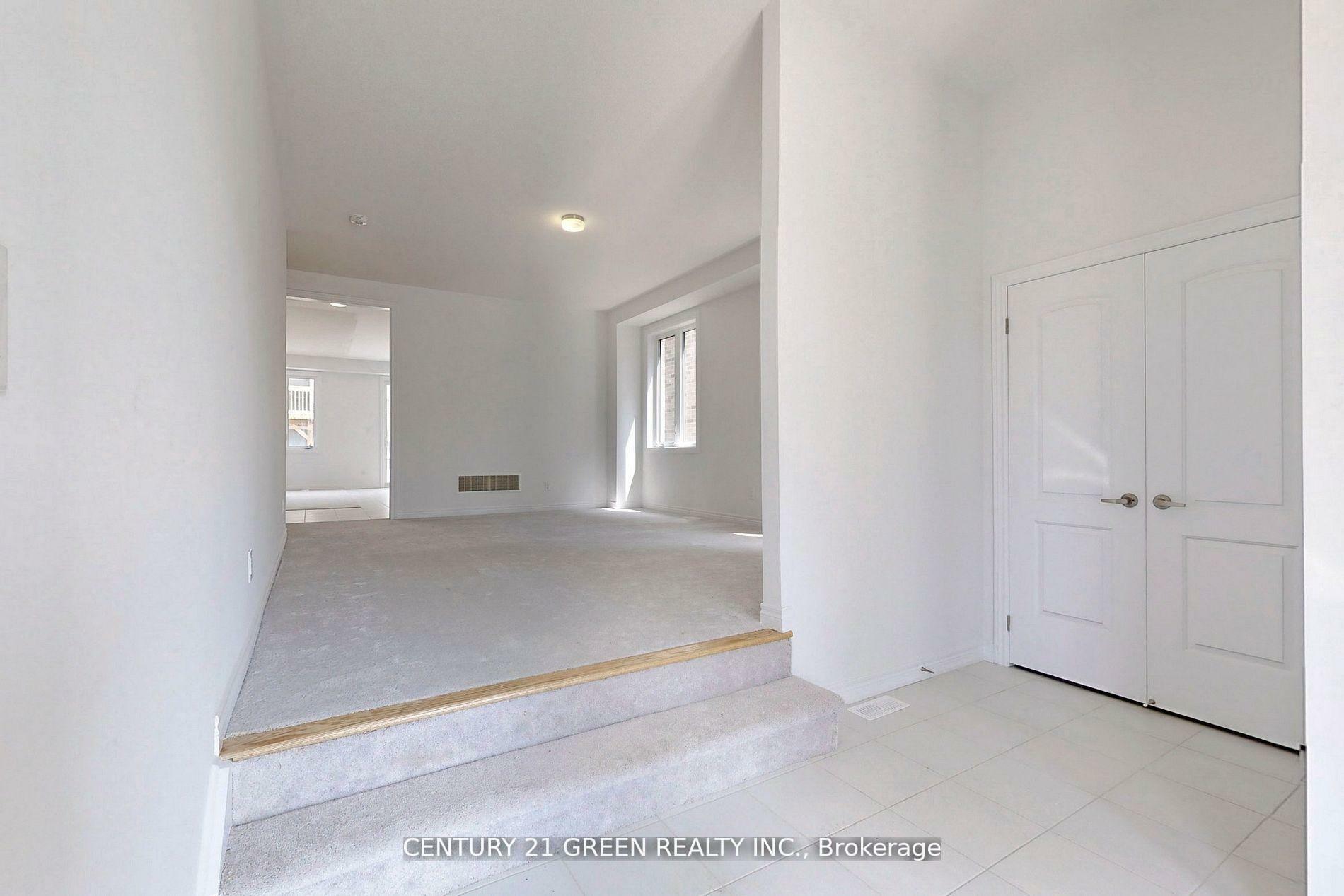 Property Photo: 1000 Andrew Murdoch Street ON L1L 0S2