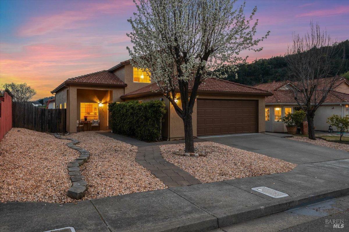 Property Photo: 315 Toscana Circle CA 95425
