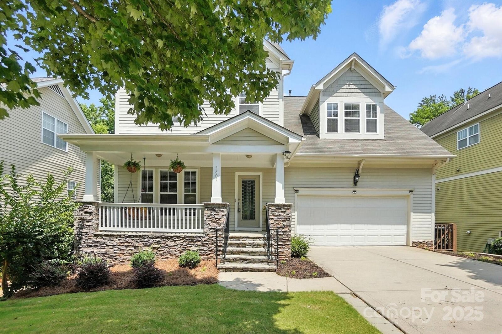 Property Photo: 5807 McTaggart Lane NC 28269