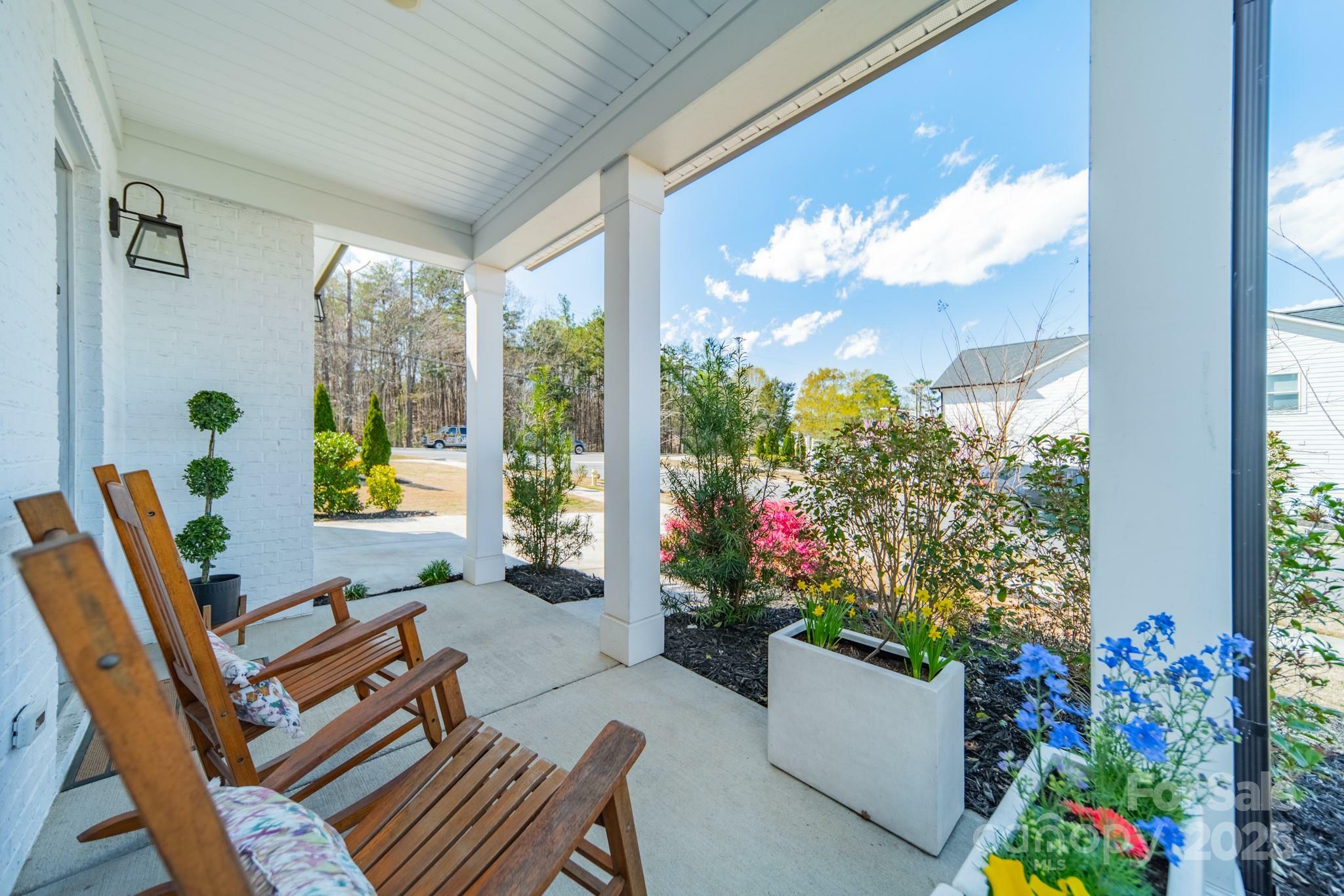 Property Photo: 5006 Whitman Avenue NC 28105