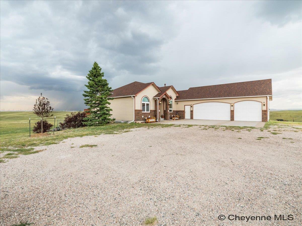 Property Photo: 1551 Barberry Ridge WY 82009