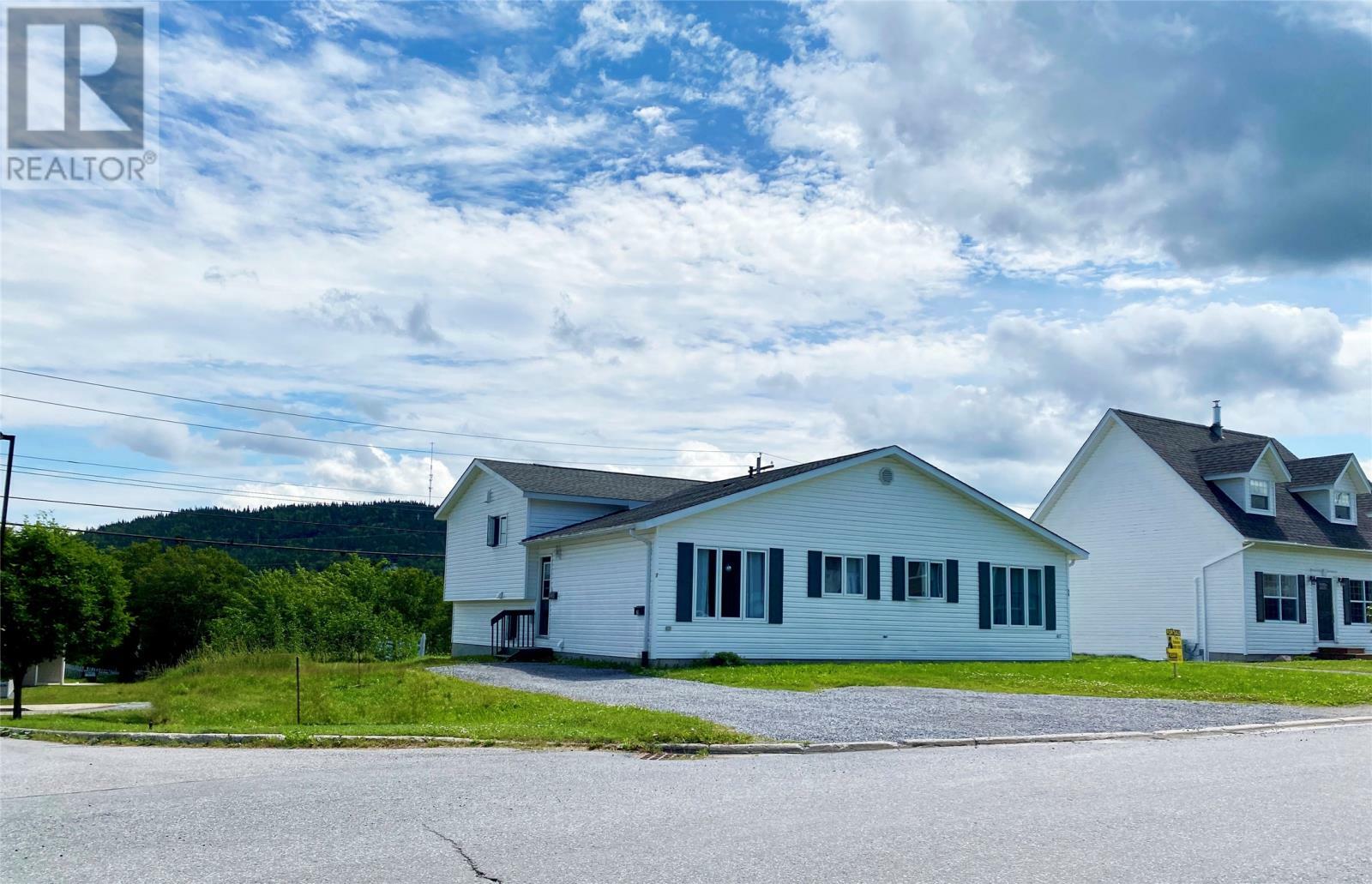 Property Photo: 7 Shamrock Crescent NL A2H 7H8