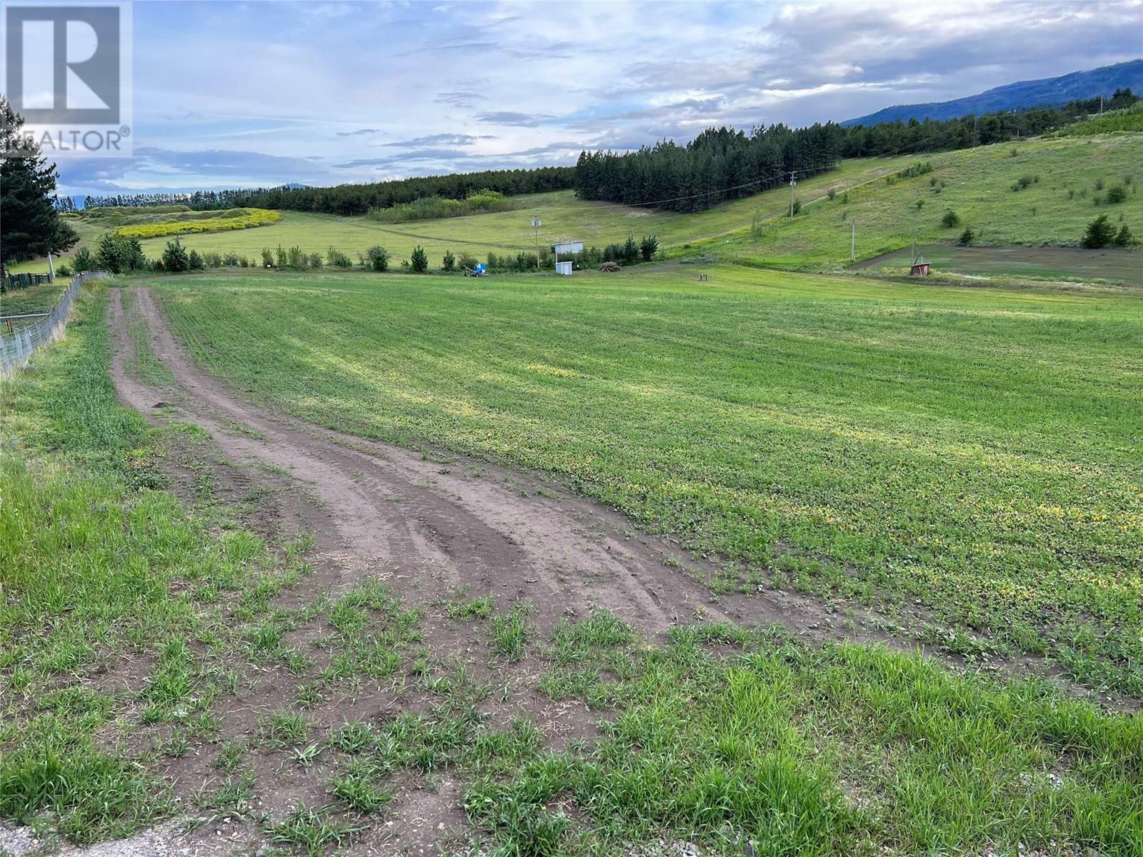 Property Photo: 890 Evans Road BC V0E 1B5