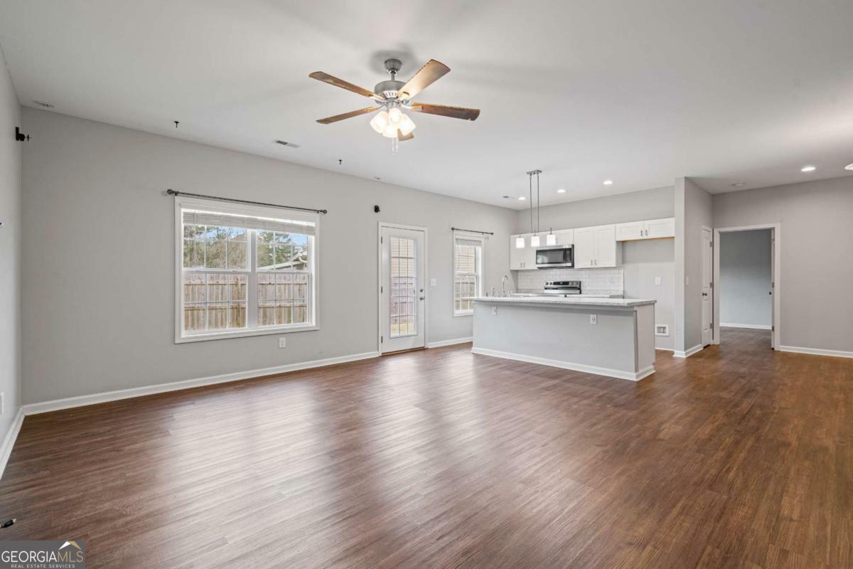 Property Photo: 39 Leisure Drive NW GA 30165