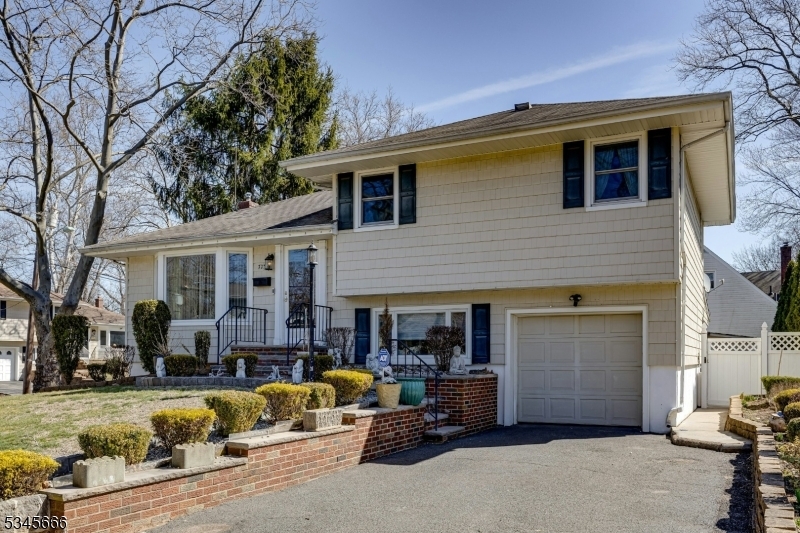 723 Dianne Ct  Rahway City NJ 07065 photo