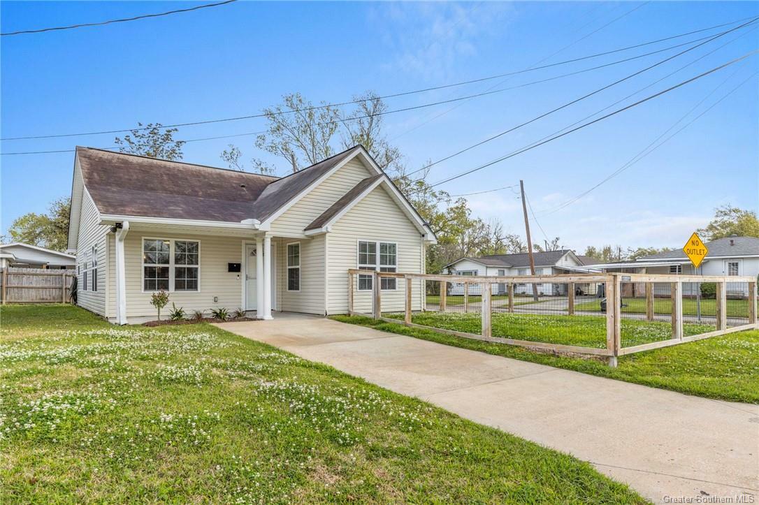 Property Photo: 819 Craft Street LA 70601
