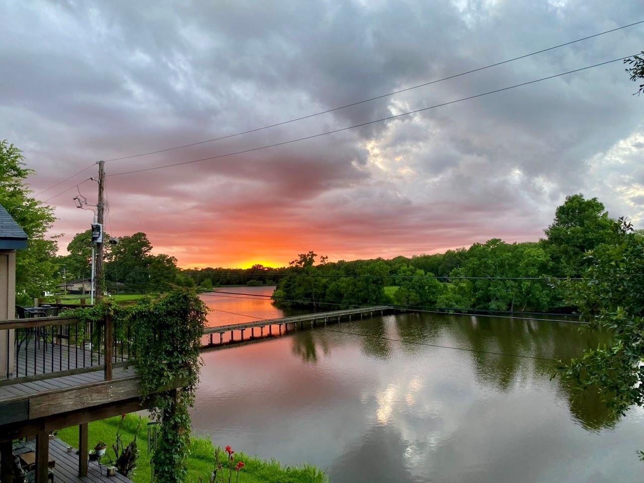 Property Photo:  905 Brook Forest Drive  TX 77385 