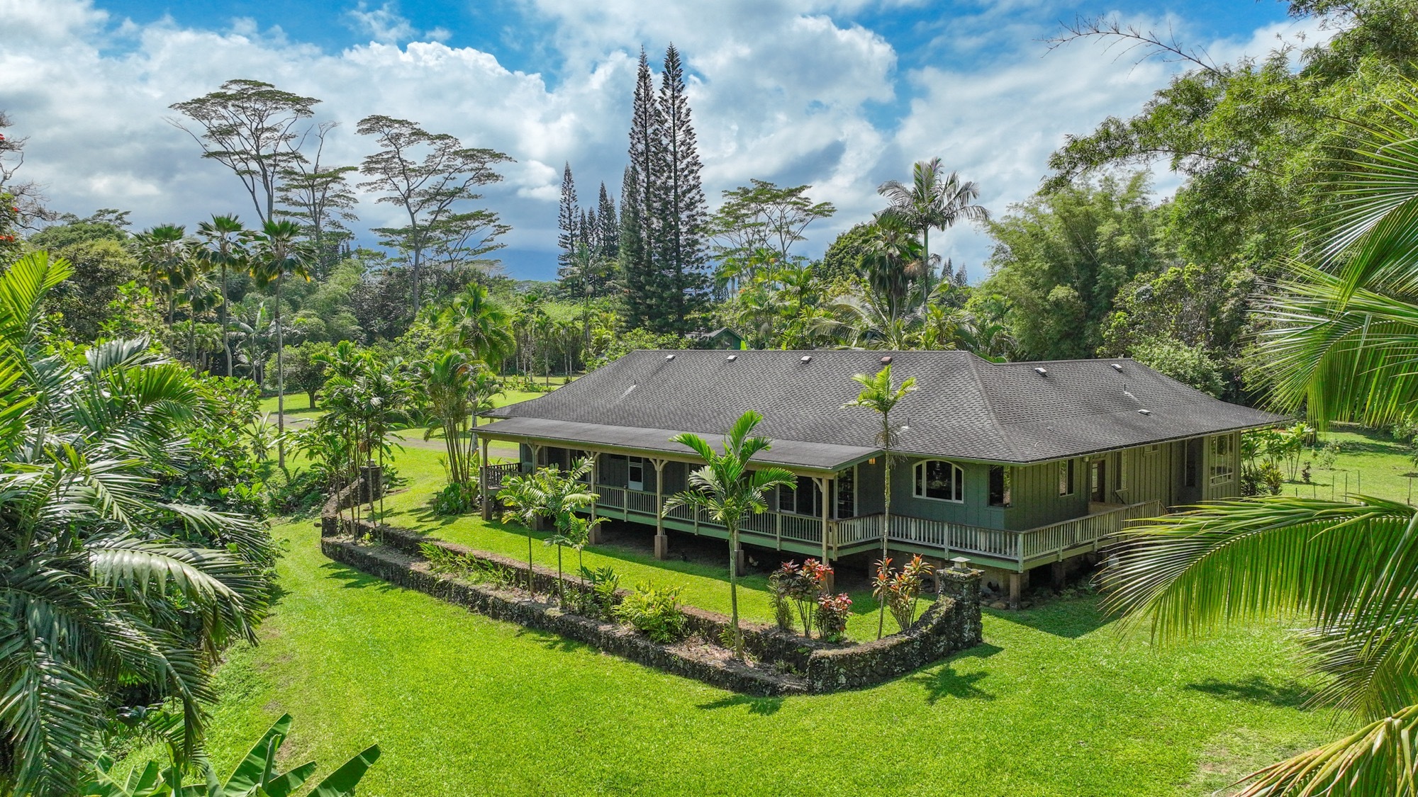 Property Photo:  4631 Kahiliholo Rd  HI 96754 