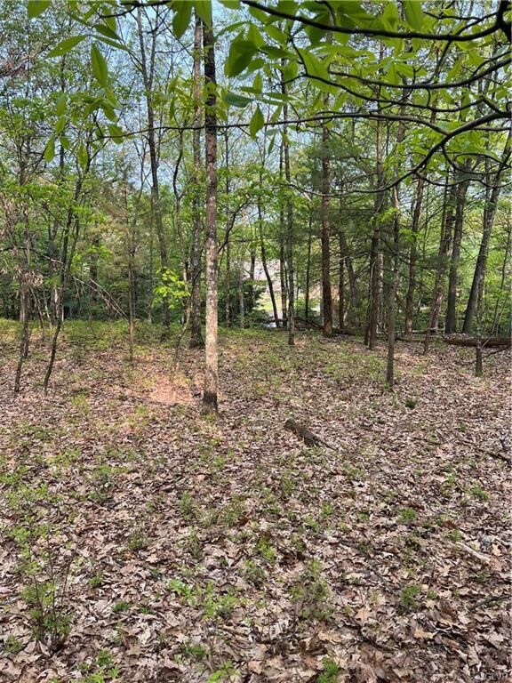 Property Photo: 160 Oakridge Drive 137 PA 18328