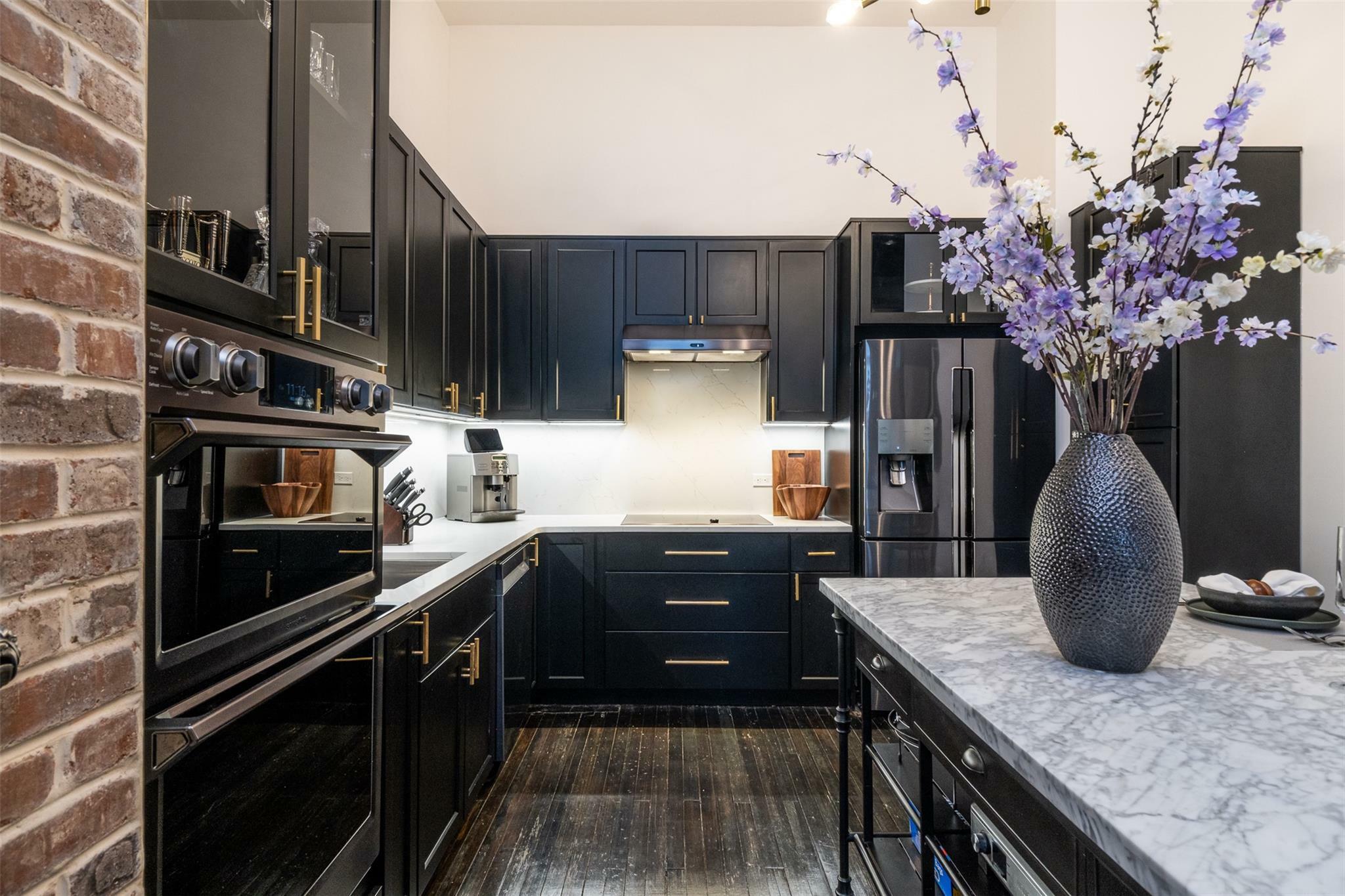 Property Photo: 25 Leroy Place 406 NY 10805