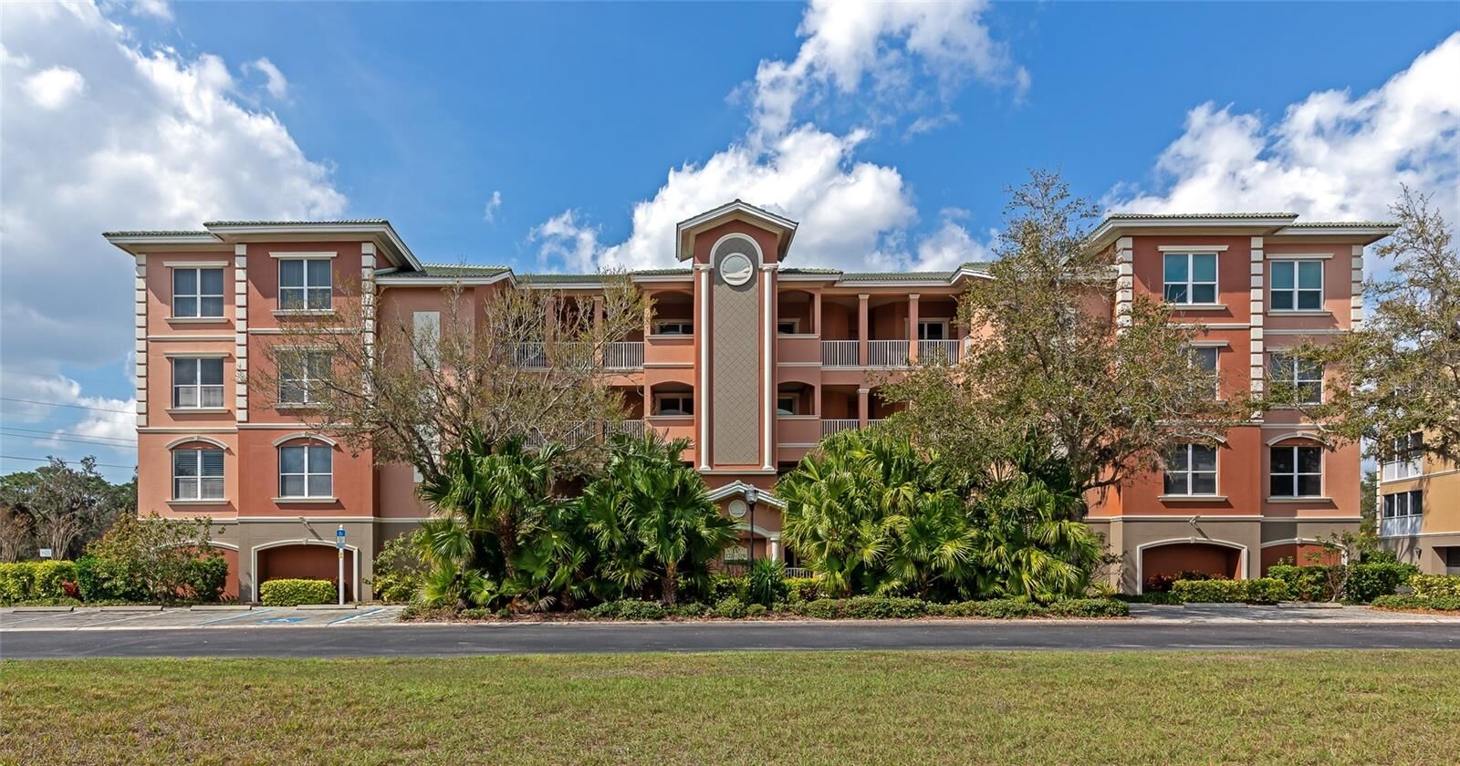 Property Photo: 5246 Manorwood Drive 4 FL 34235