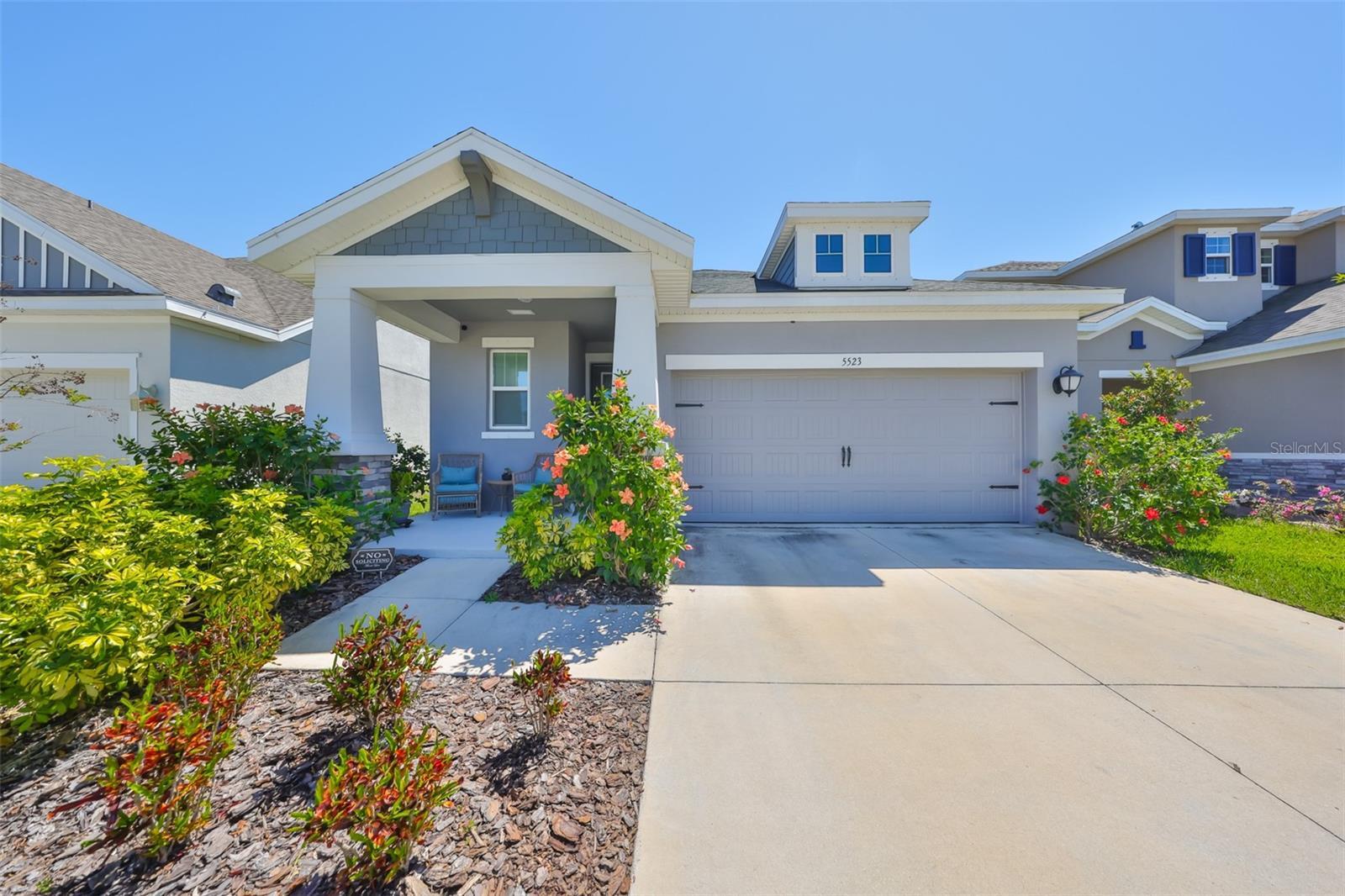 Property Photo: 5523 Del Coronado Drive FL 33572