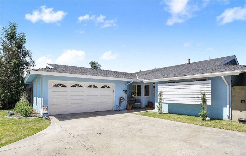 Property Photo:  3541 Marna Avenue  CA 90808 