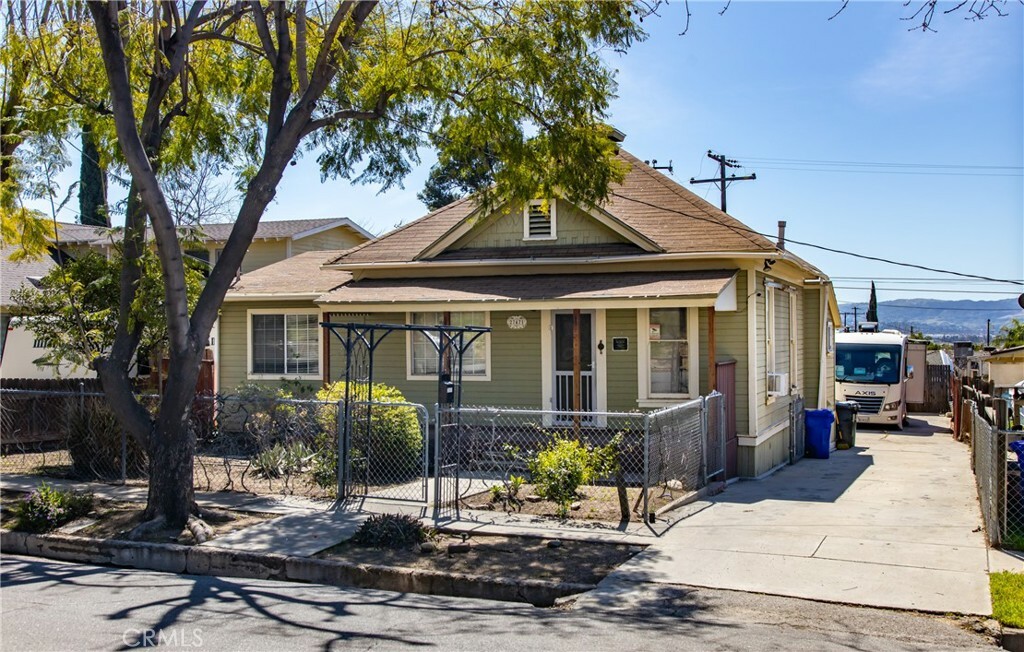 Property Photo: 27471 Main Street CA 92346