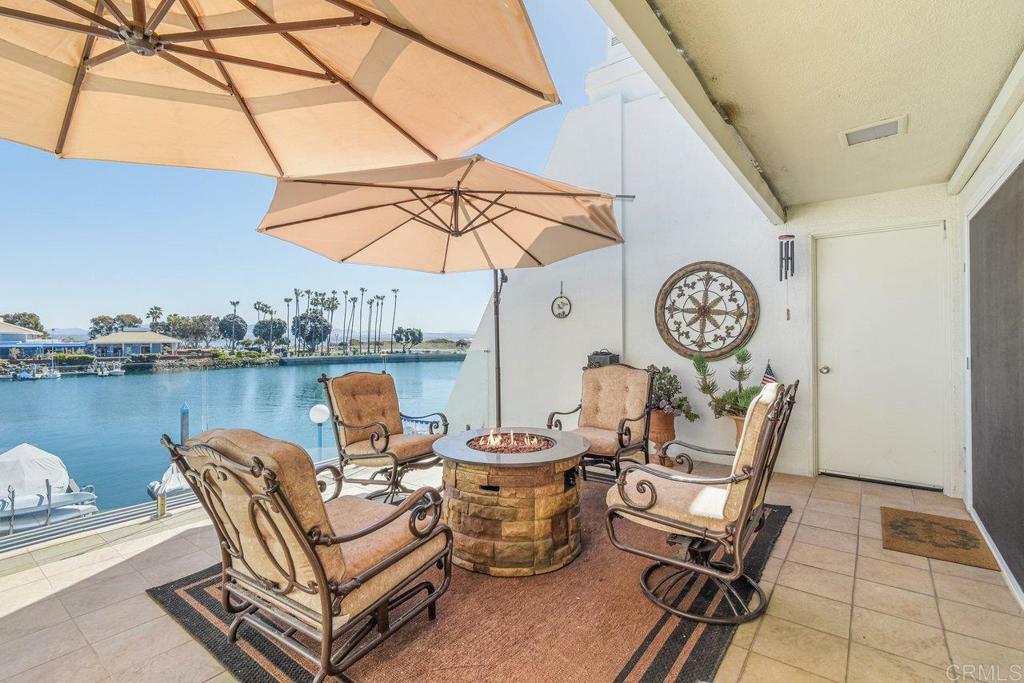 Property Photo: 30 Antigua Ct CA 92118