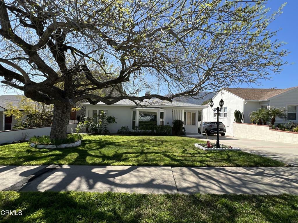 Property Photo: 3404 Mary Ann Street CA 91214