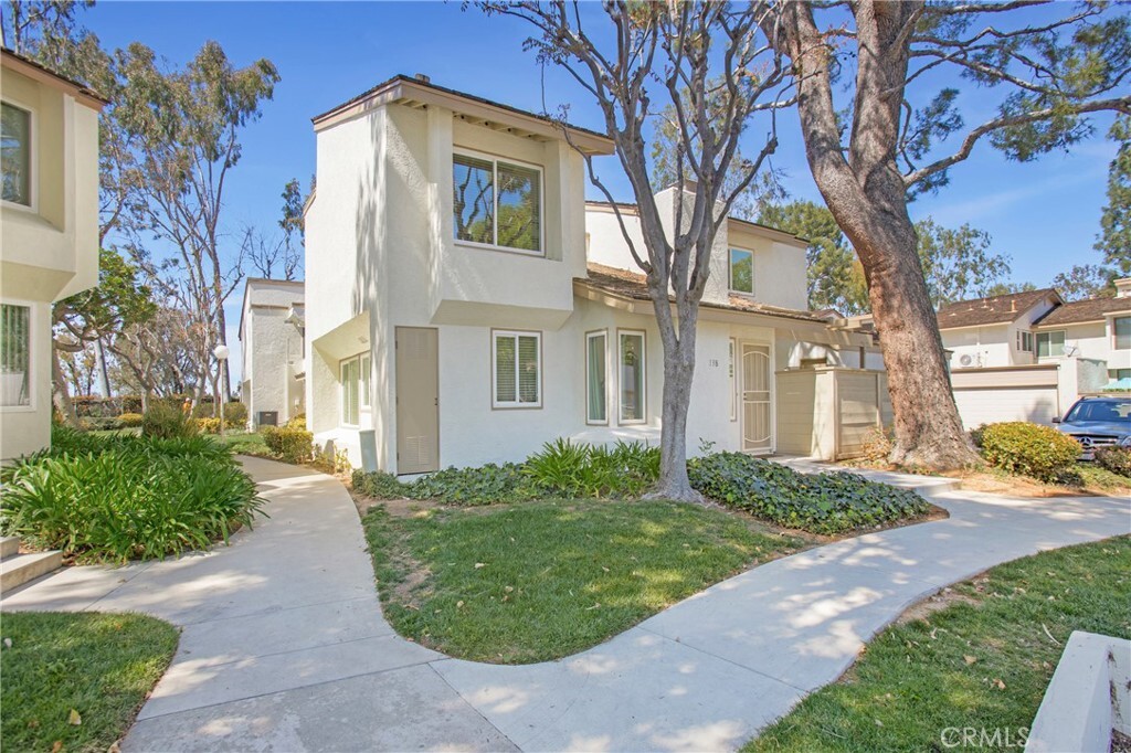 Property Photo: 138 Rustic Court CA 92821