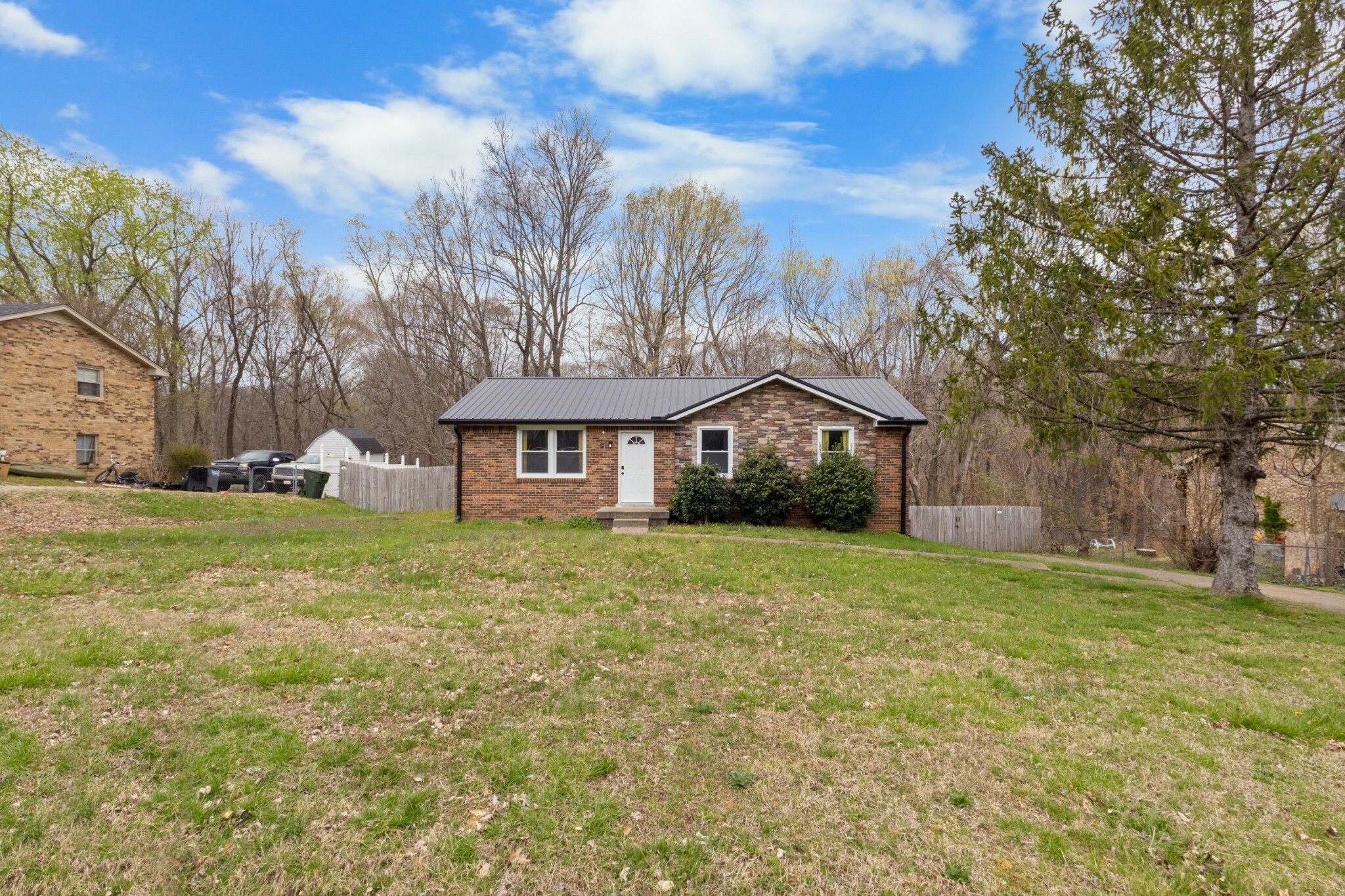 Property Photo: 2727 Turner Ln TN 37040