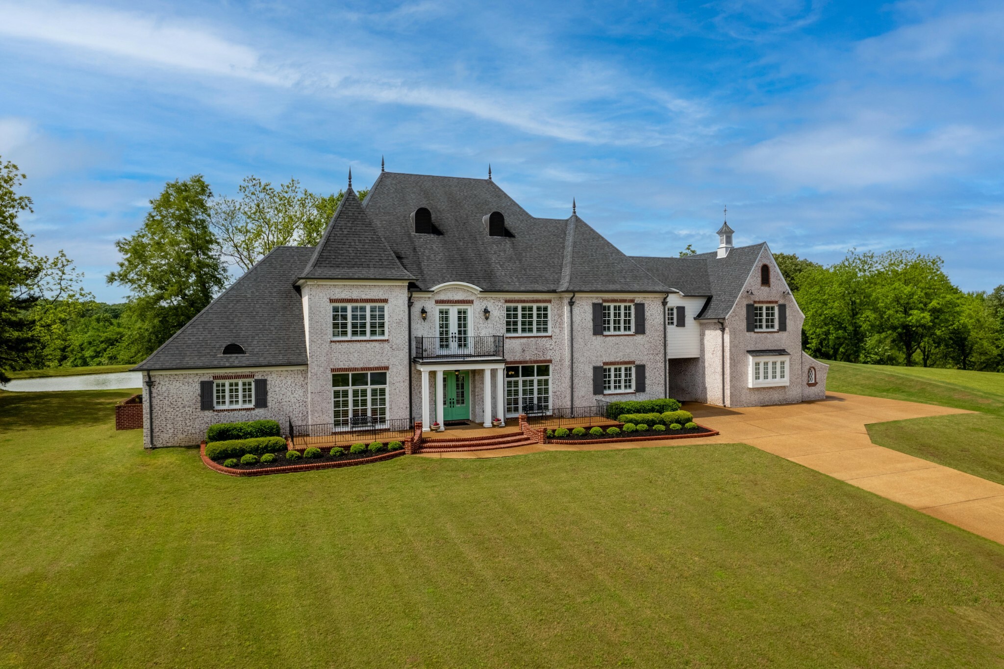 Property Photo: 245 Cypress Lake Cv TN 38002
