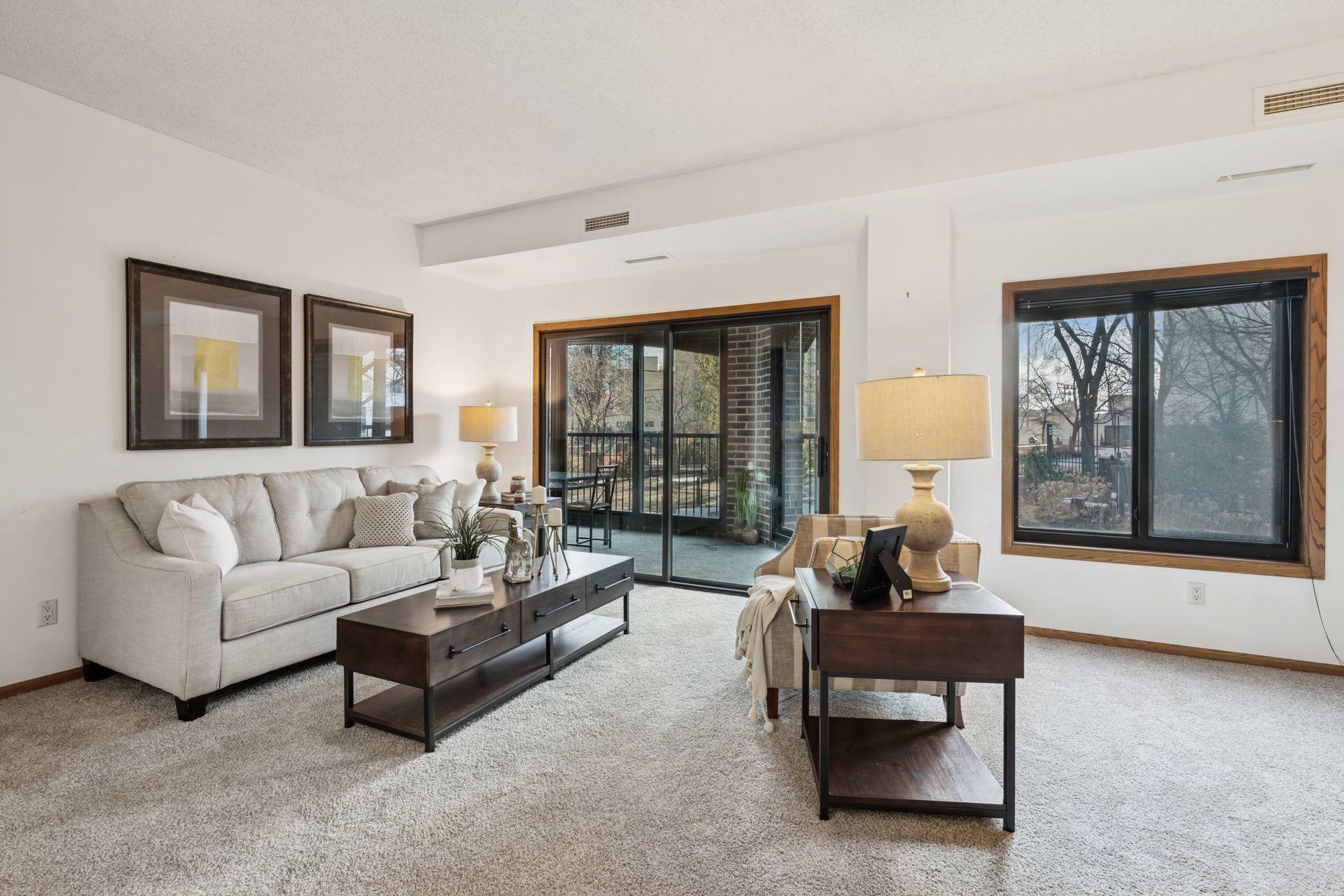 Property Photo: 1235 Yale Place 207 MN 55403
