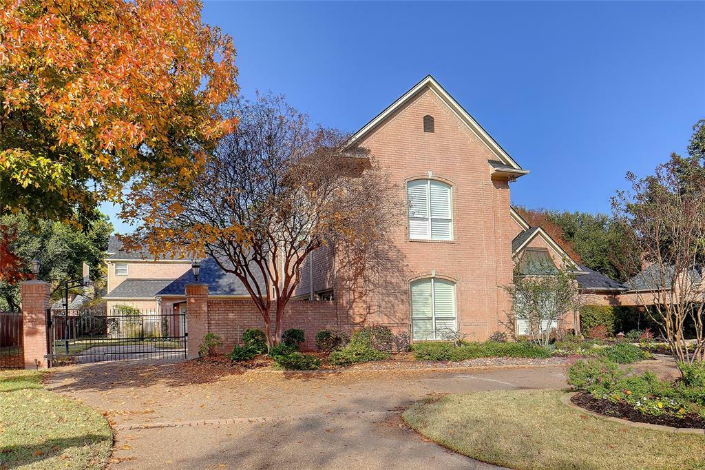 Property Photo:  1306 Lexington Square  TX 76092 