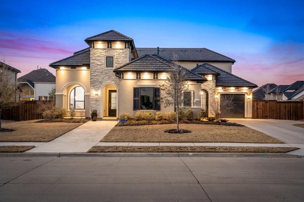 Property Photo:  2160 White Oak Way  TX 75078 