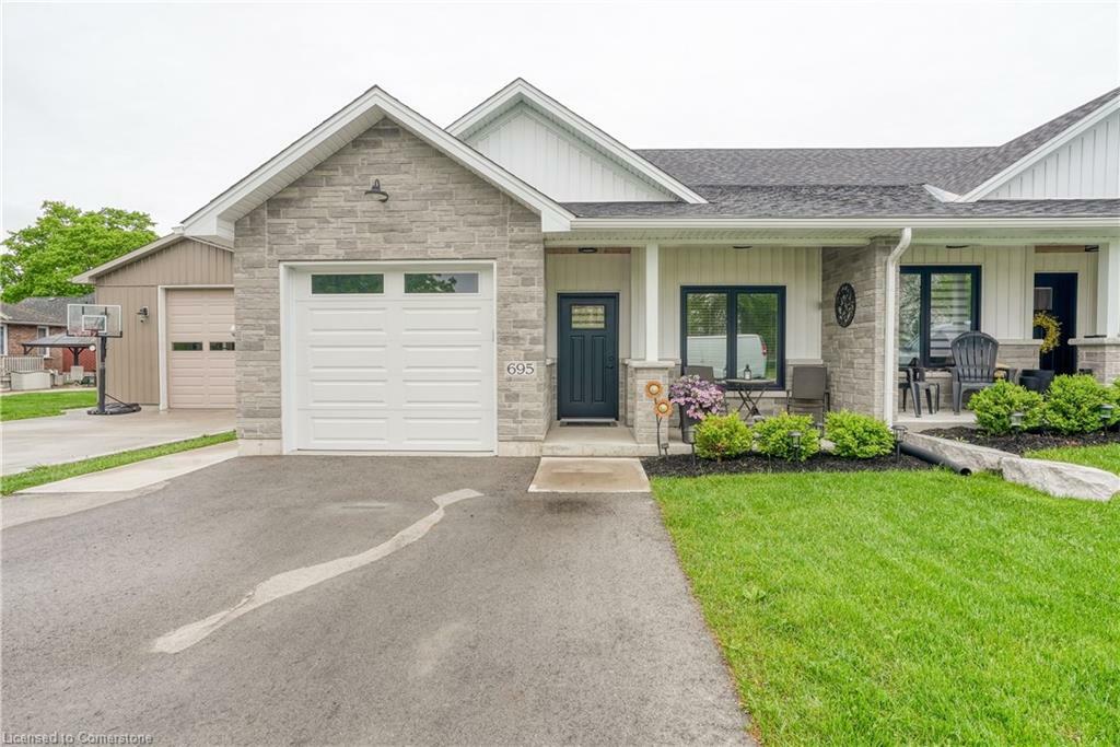 Property Photo: 695 Yonge Street ON N0G 2P0