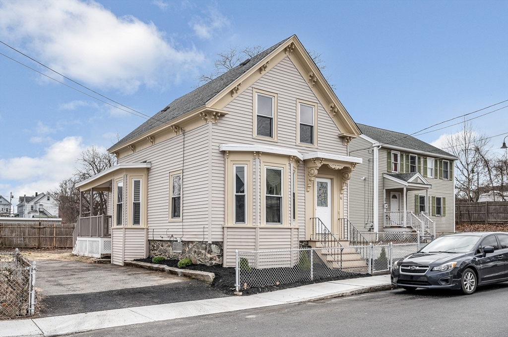 Property Photo: 16 Bachelder St MA 01854