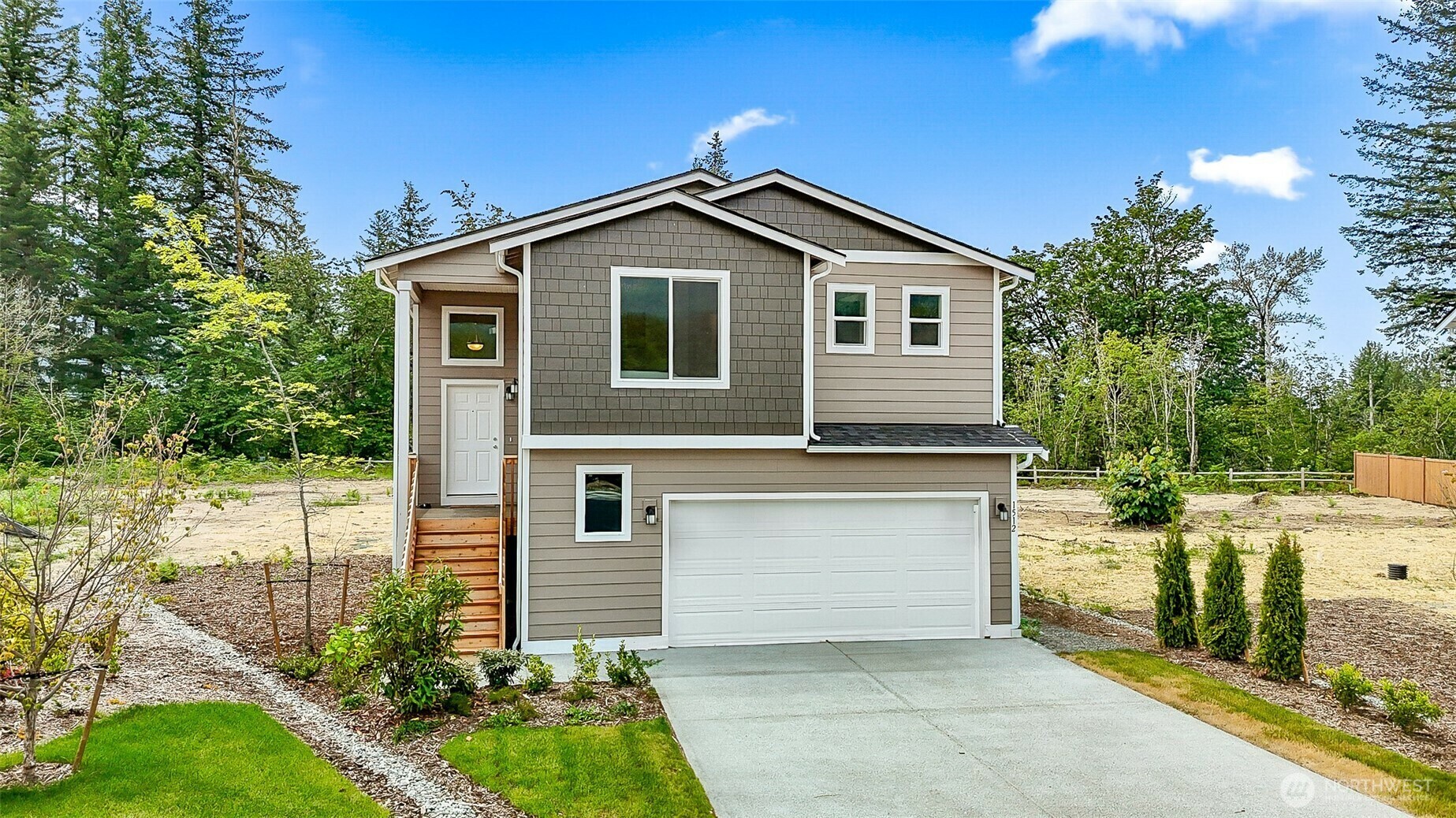 Property Photo: 1512 Alder Lane WA 98251