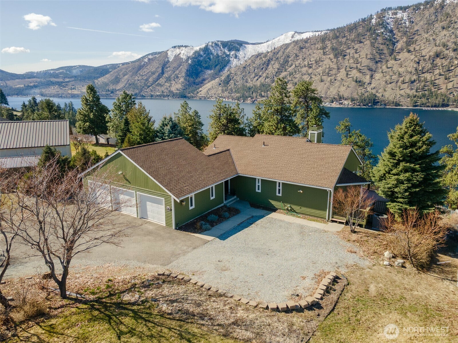 Property Photo: 1945 Summit Boulevard WA 98831
