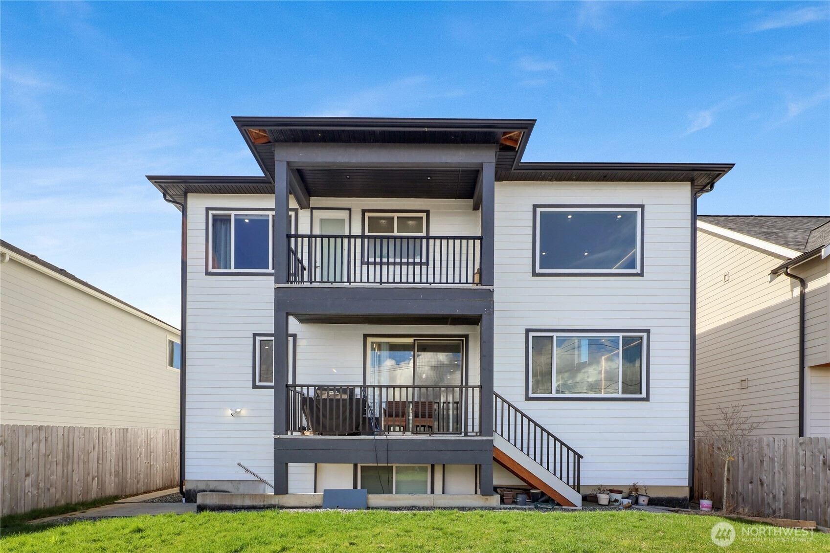 Property Photo: 5976 Honeycutt Ct WA 98248