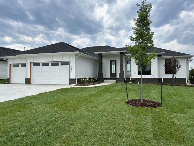 Property Photo:  13024 E Farrier St  KS 67230 