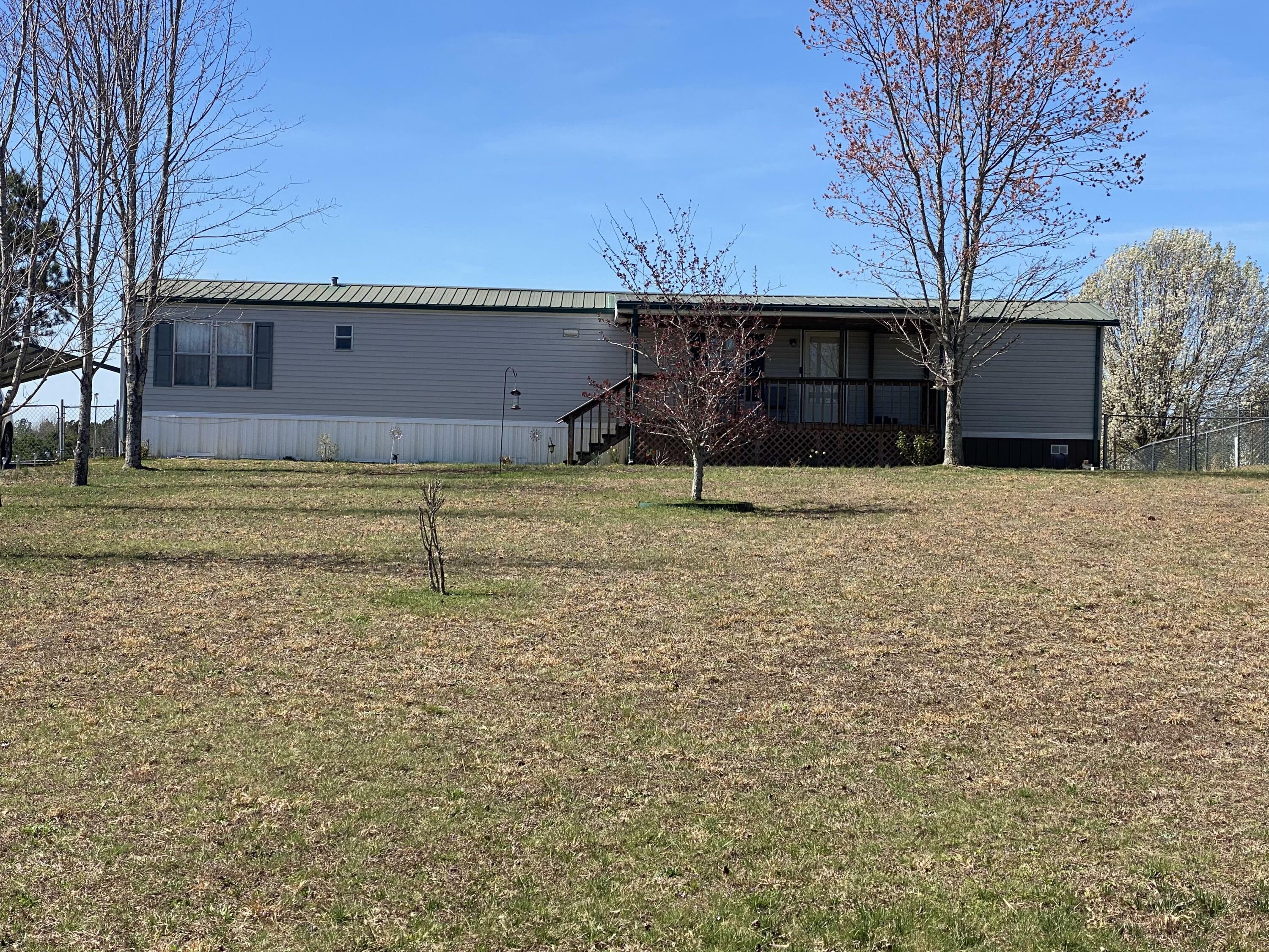 Property Photo: 224 Hickory Oaks Drive SE TN 37323