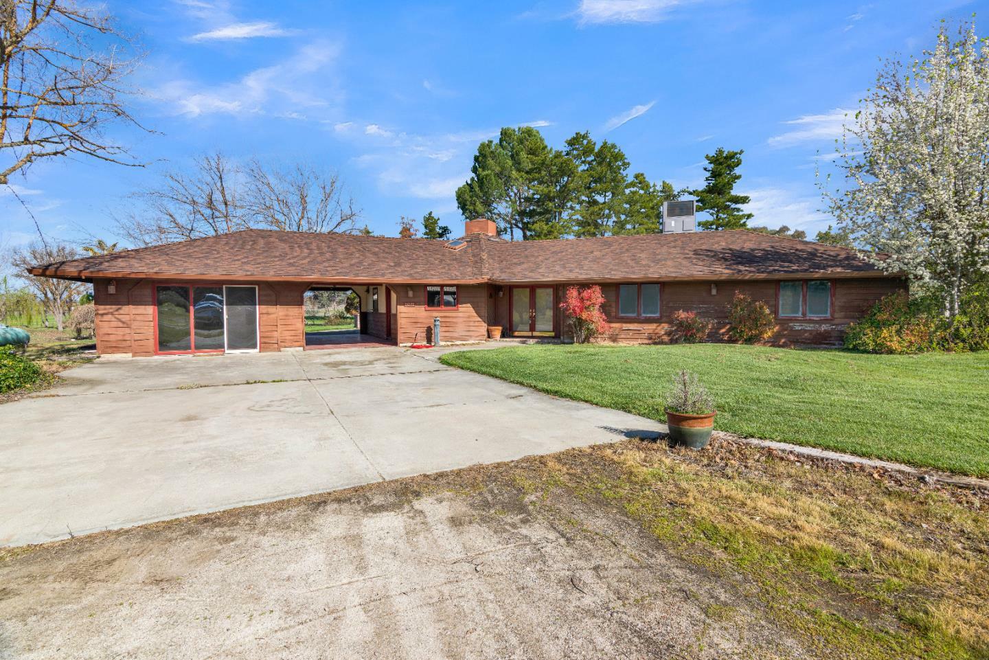 50145 Adobe Place  Bradley CA 93426 photo