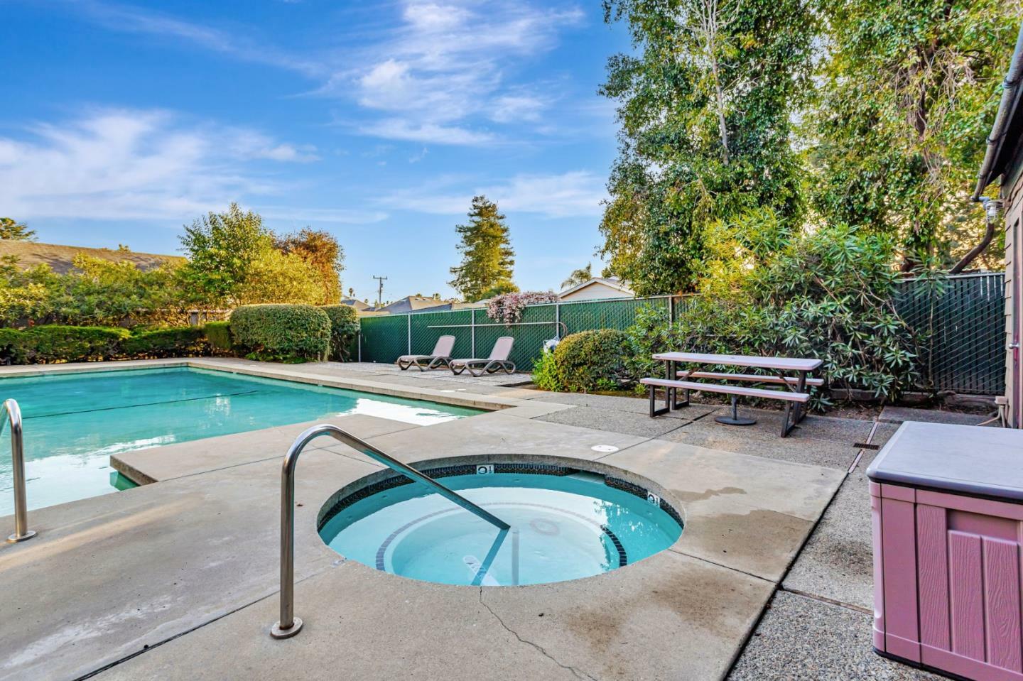 Property Photo: 323 Broadway A2 CA 95060