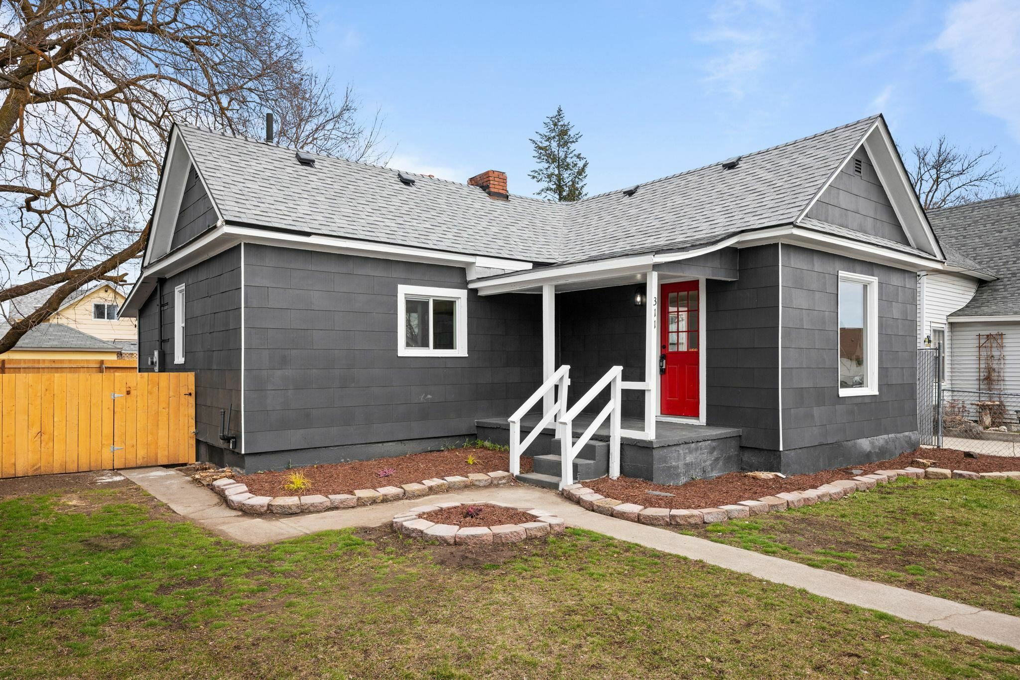 Property Photo:  311 E Liberty Ave  WA 99207 