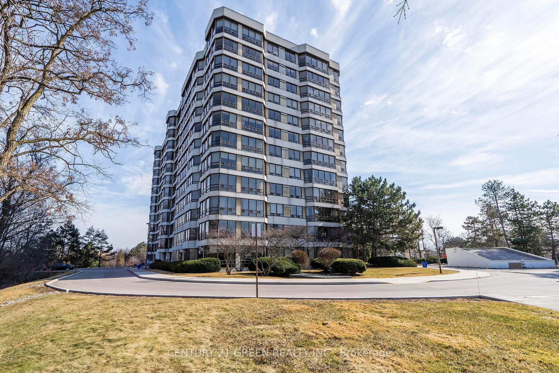 Photo de la propriété:  310 Mill Street S 712  ON L6Y 3B1 