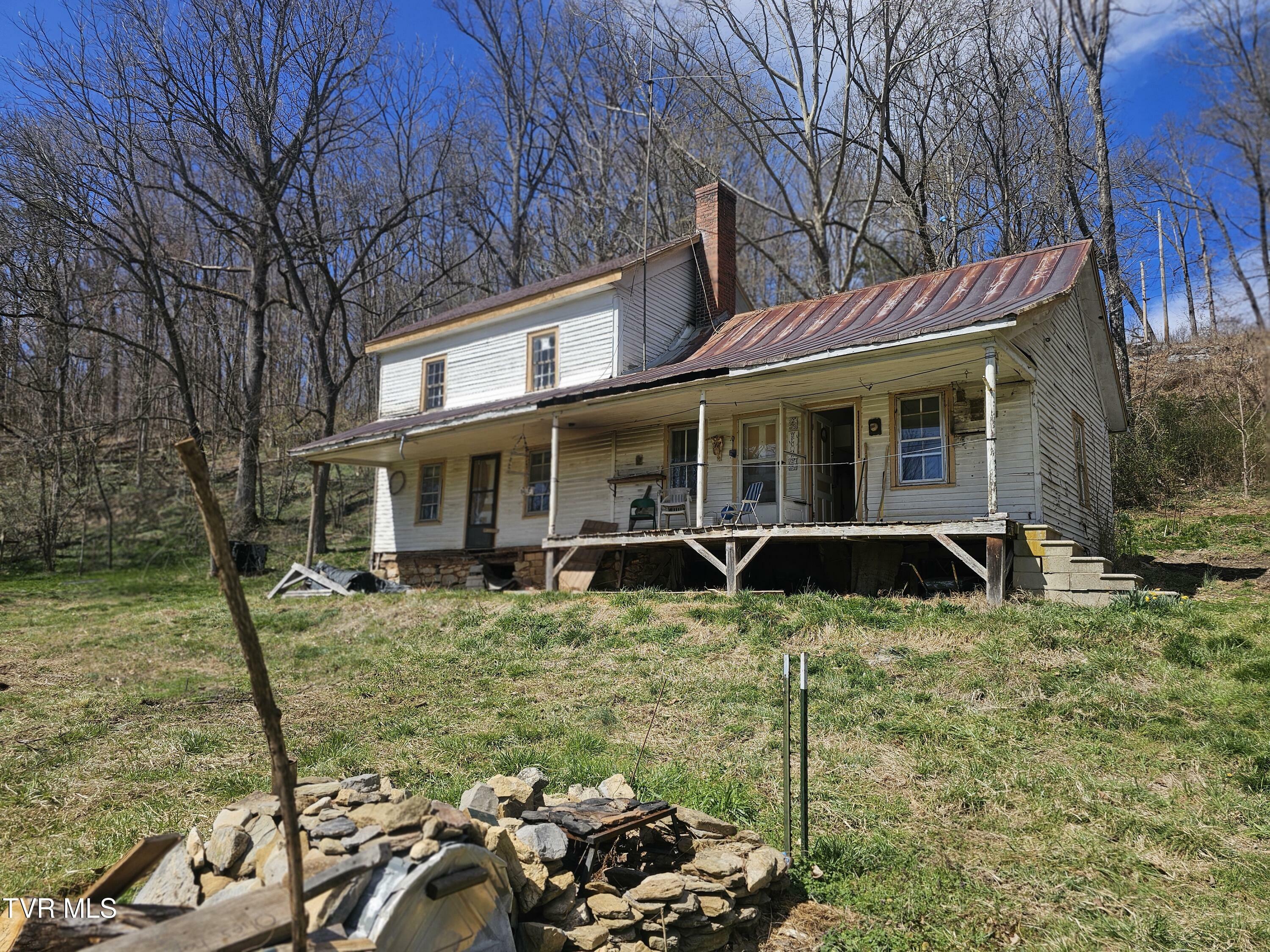 465 Clear Creek Rd Road  Chuckey TN 37641 photo