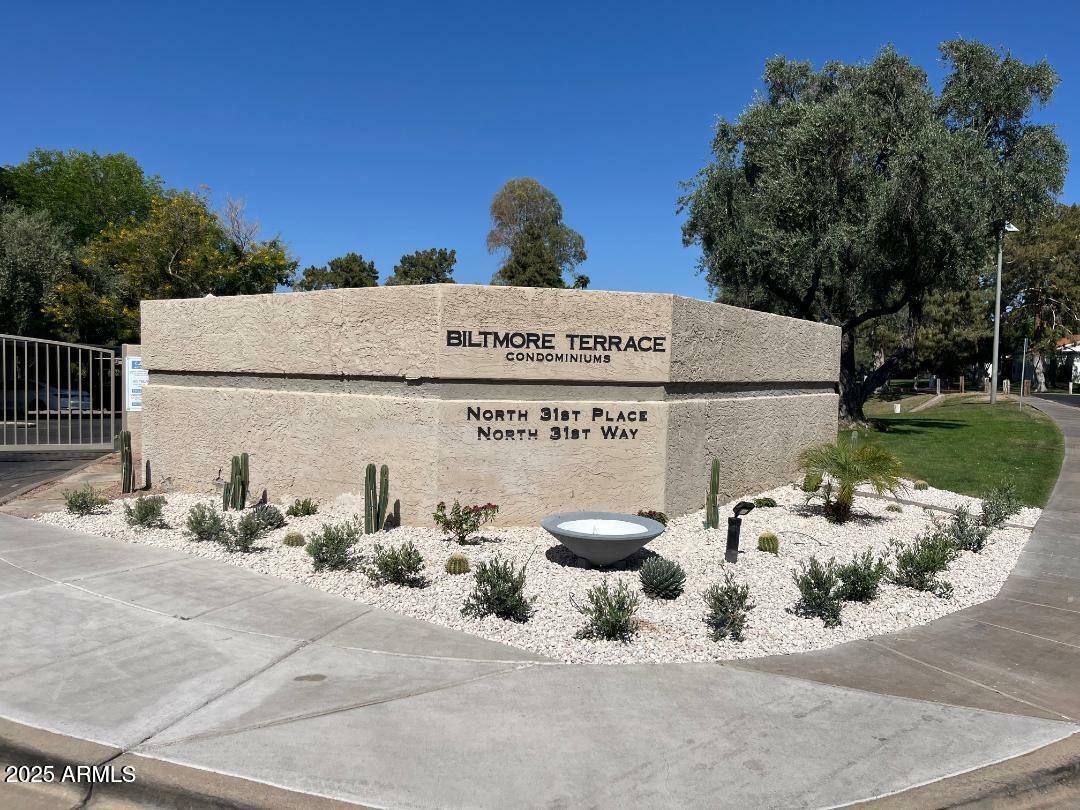 Property Photo: 5132 N 31st Way 127 AZ 85016