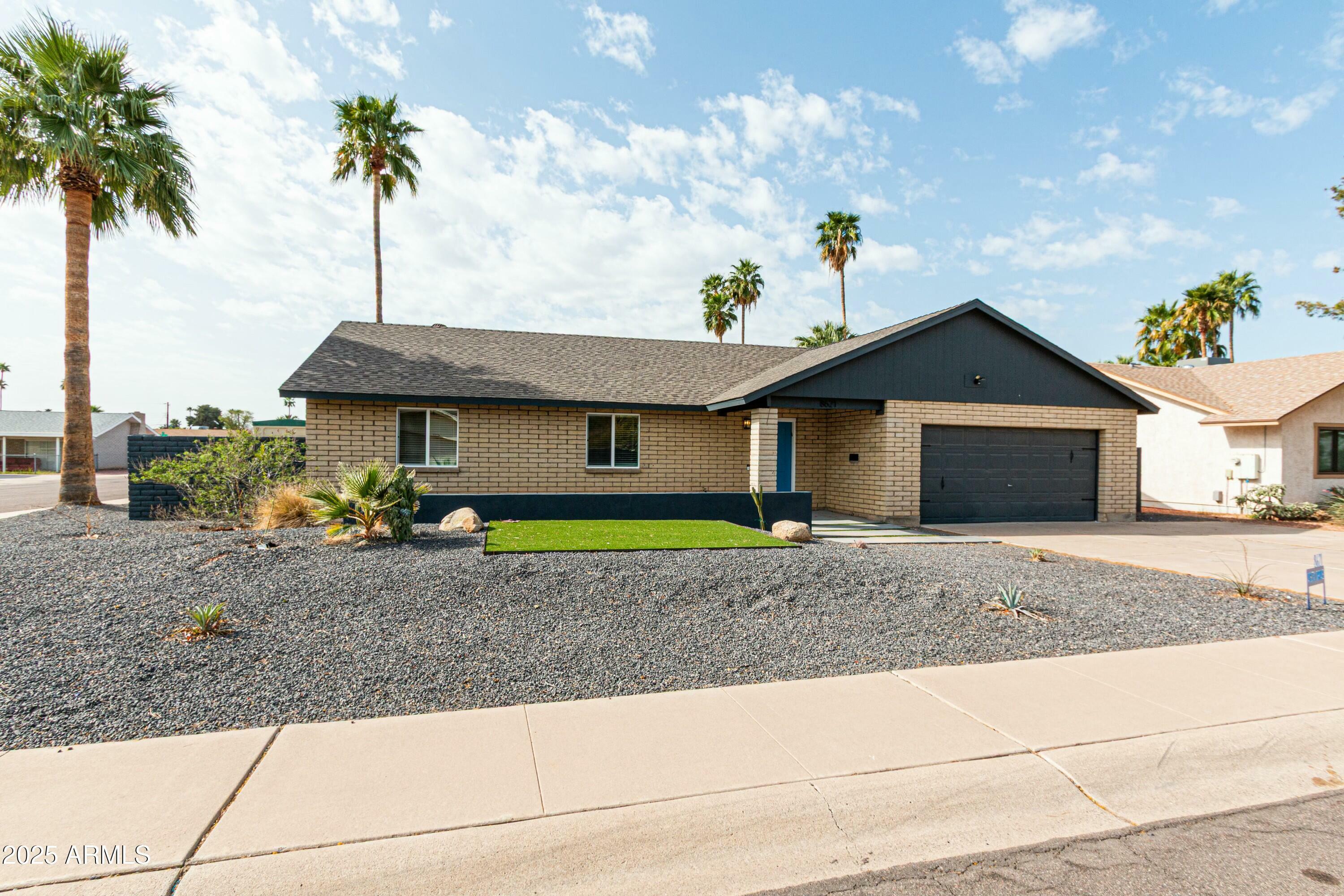 Property Photo: 8621 E Vista Drive AZ 85250